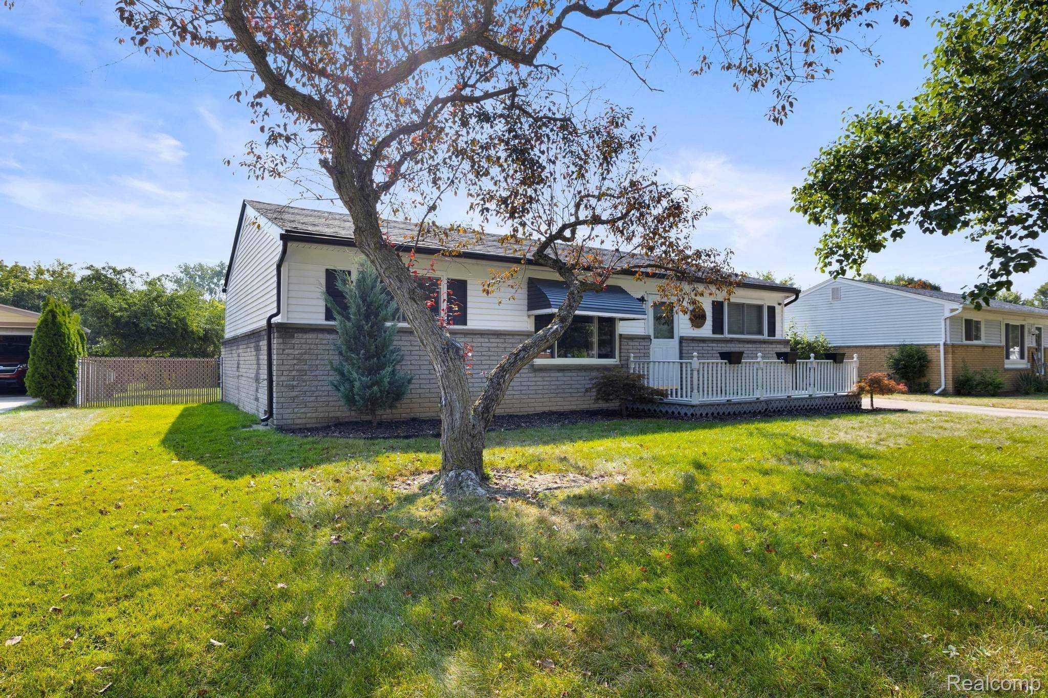 Woodhaven, MI 48183,26485 WILLOW CV