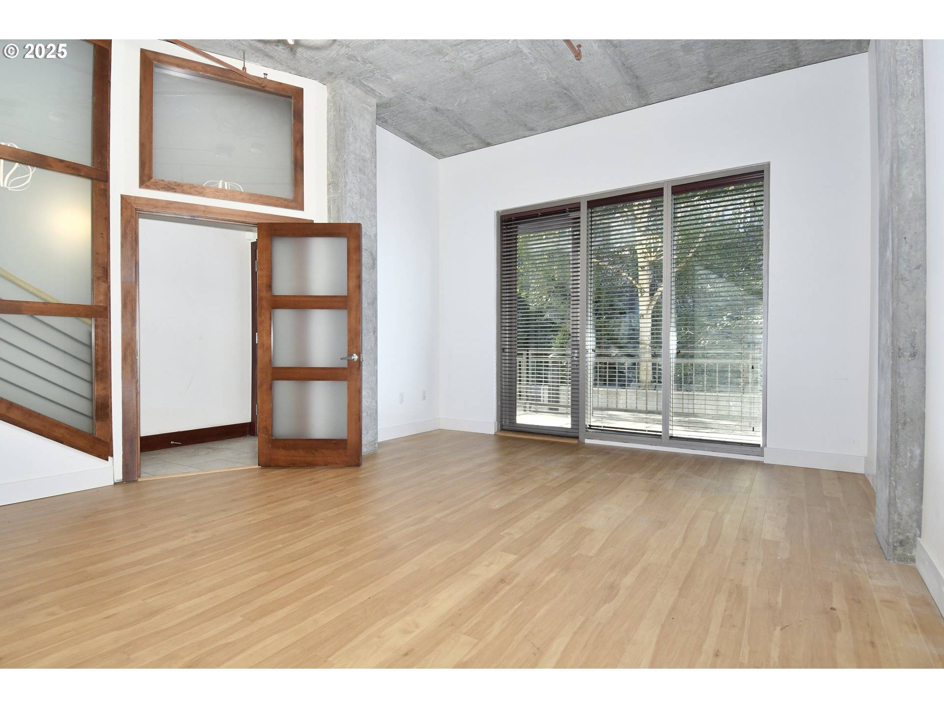 Portland, OR 97209,922 NW 11TH AVE #104