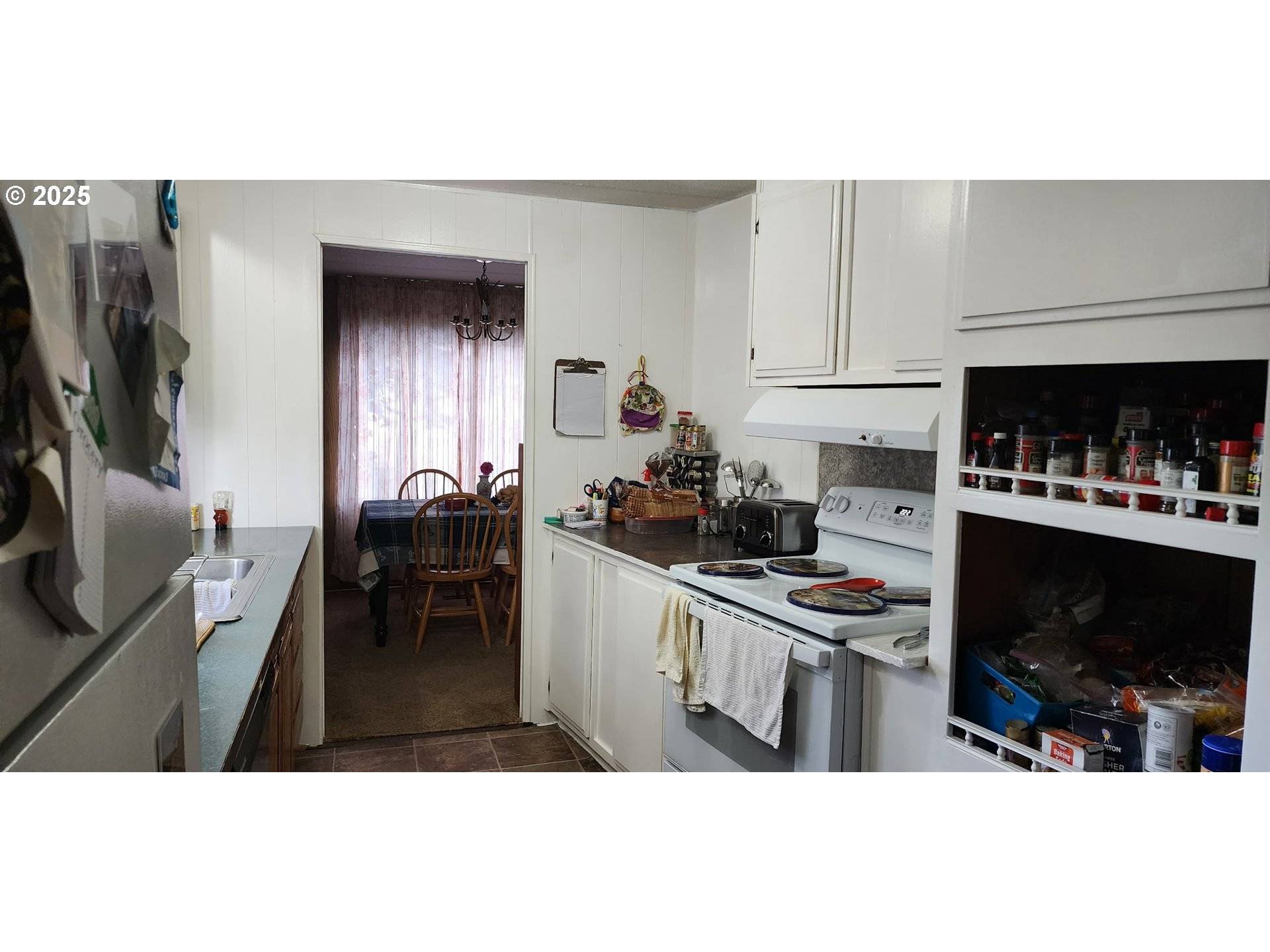 8403 NE ST JOHNS RD, Vancouver, WA 98665