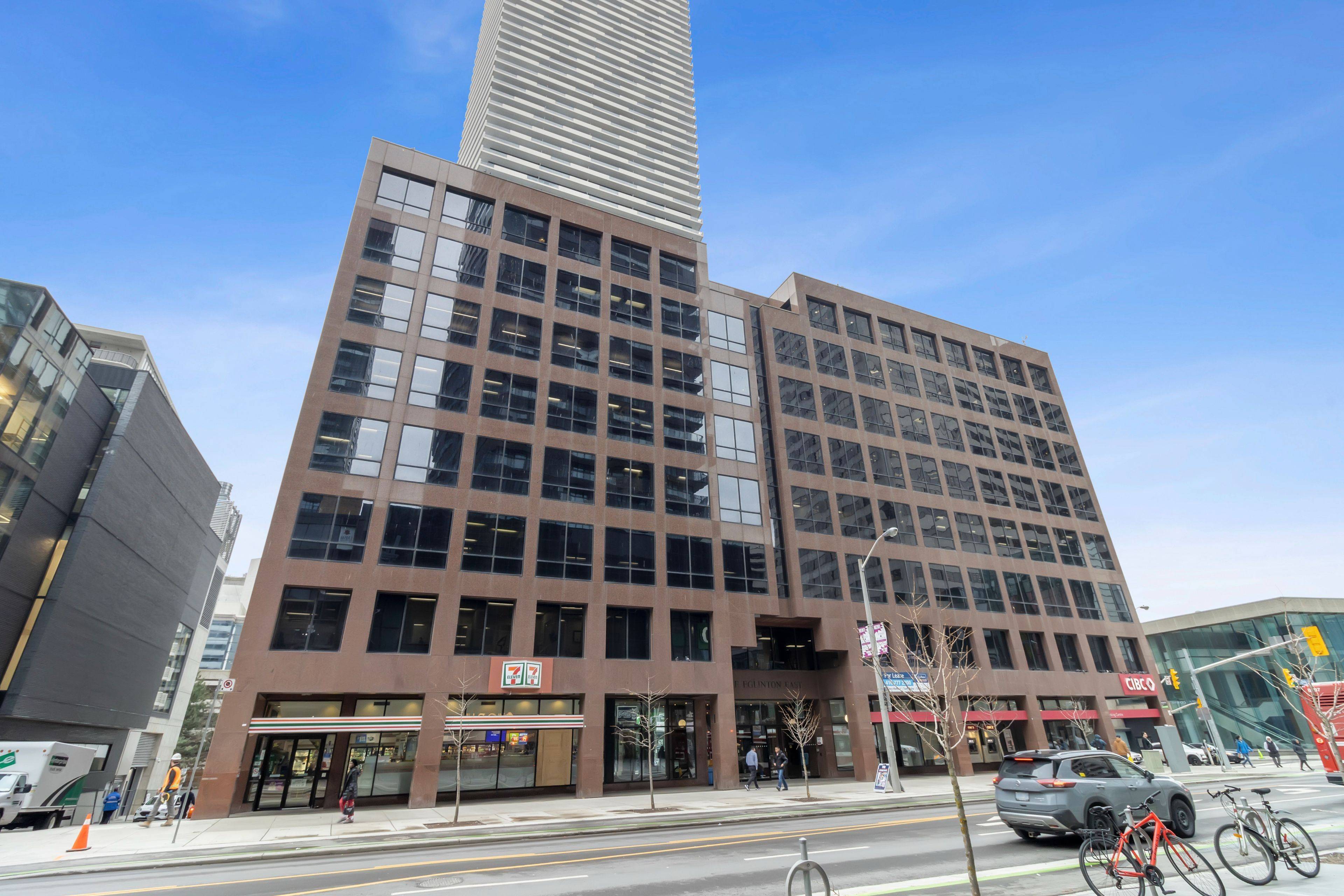 Toronto C10, ON M4P 3A1,1 Eglinton AVE E #416