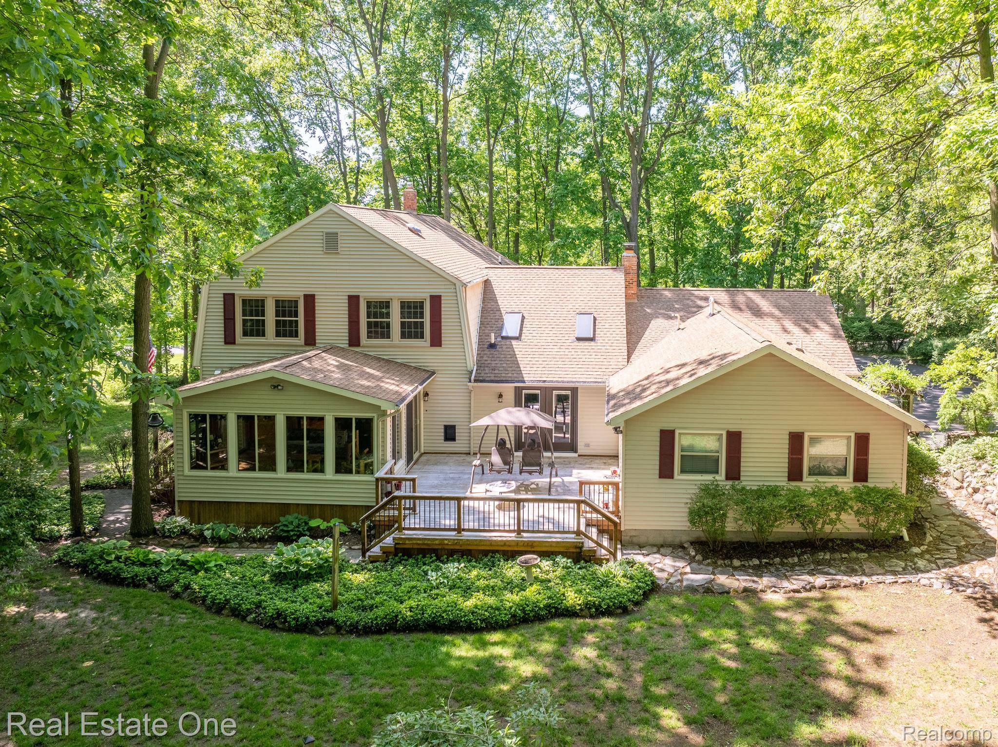 Pinckney, MI 48169,5511 ARAPAHO PASS