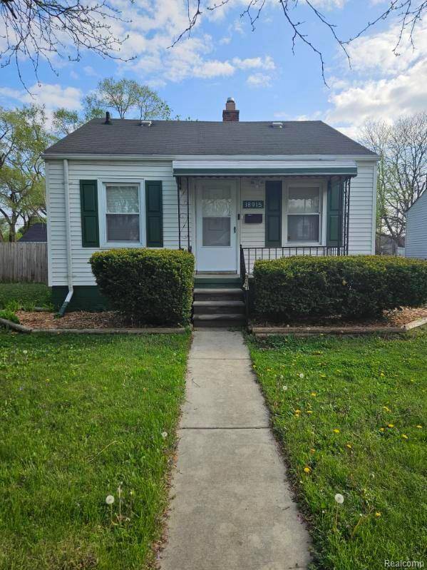 Harper Woods, MI 48225,18915 ELKHART ST
