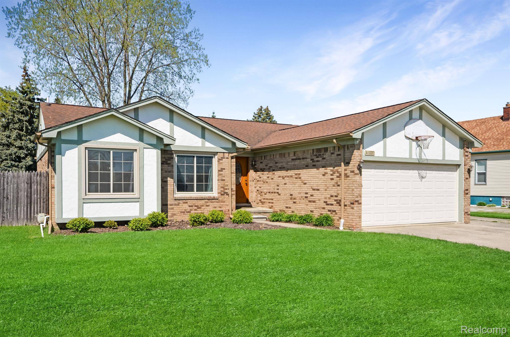 Clinton Township, MI 48038,40831 Romeo Plank RD