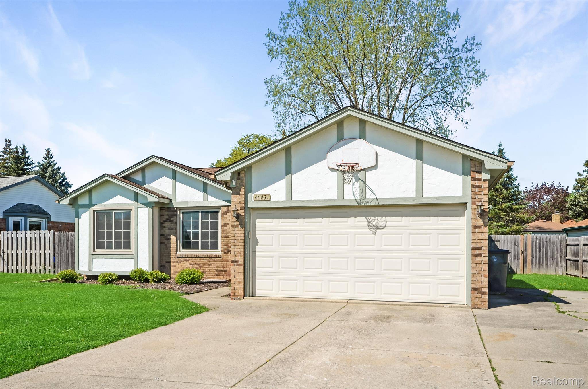 Clinton Township, MI 48038,40831 Romeo Plank RD