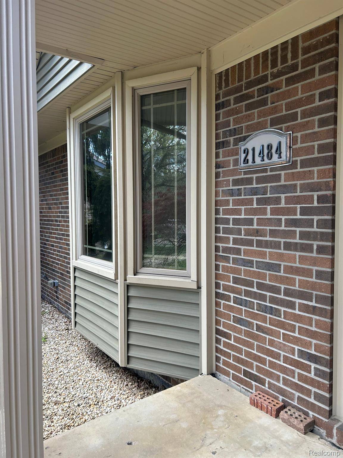 Woodhaven, MI 48183,21484 E CHIPMUNK TRL