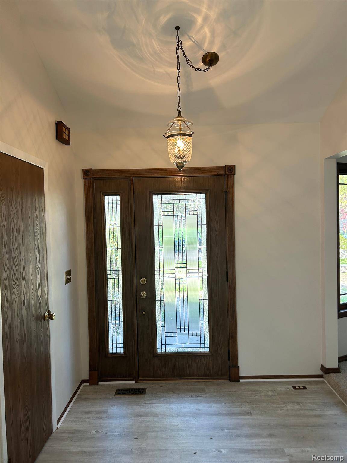 Woodhaven, MI 48183,21484 E CHIPMUNK TRL