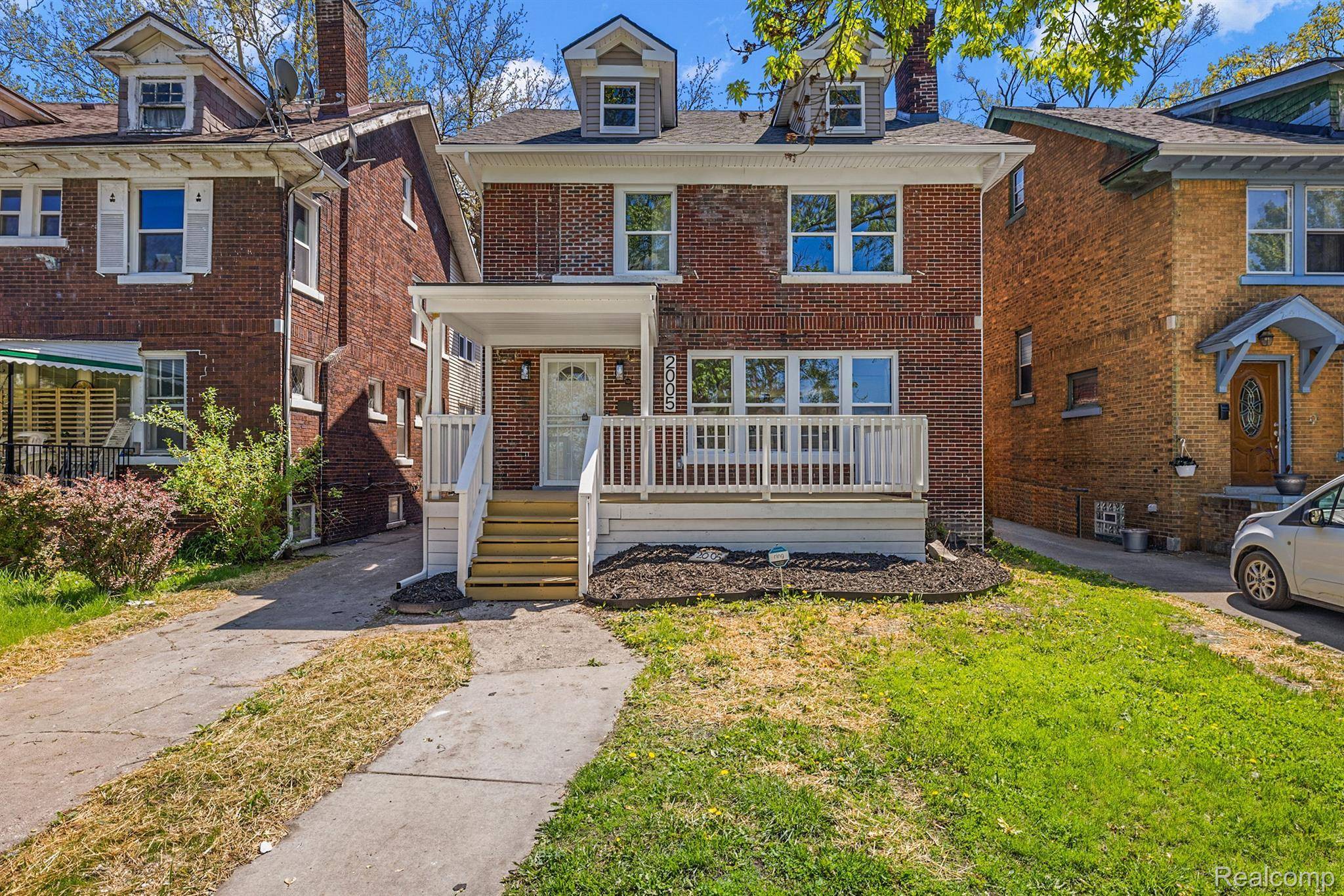 Detroit, MI 48206,2005 LAWRENCE ST