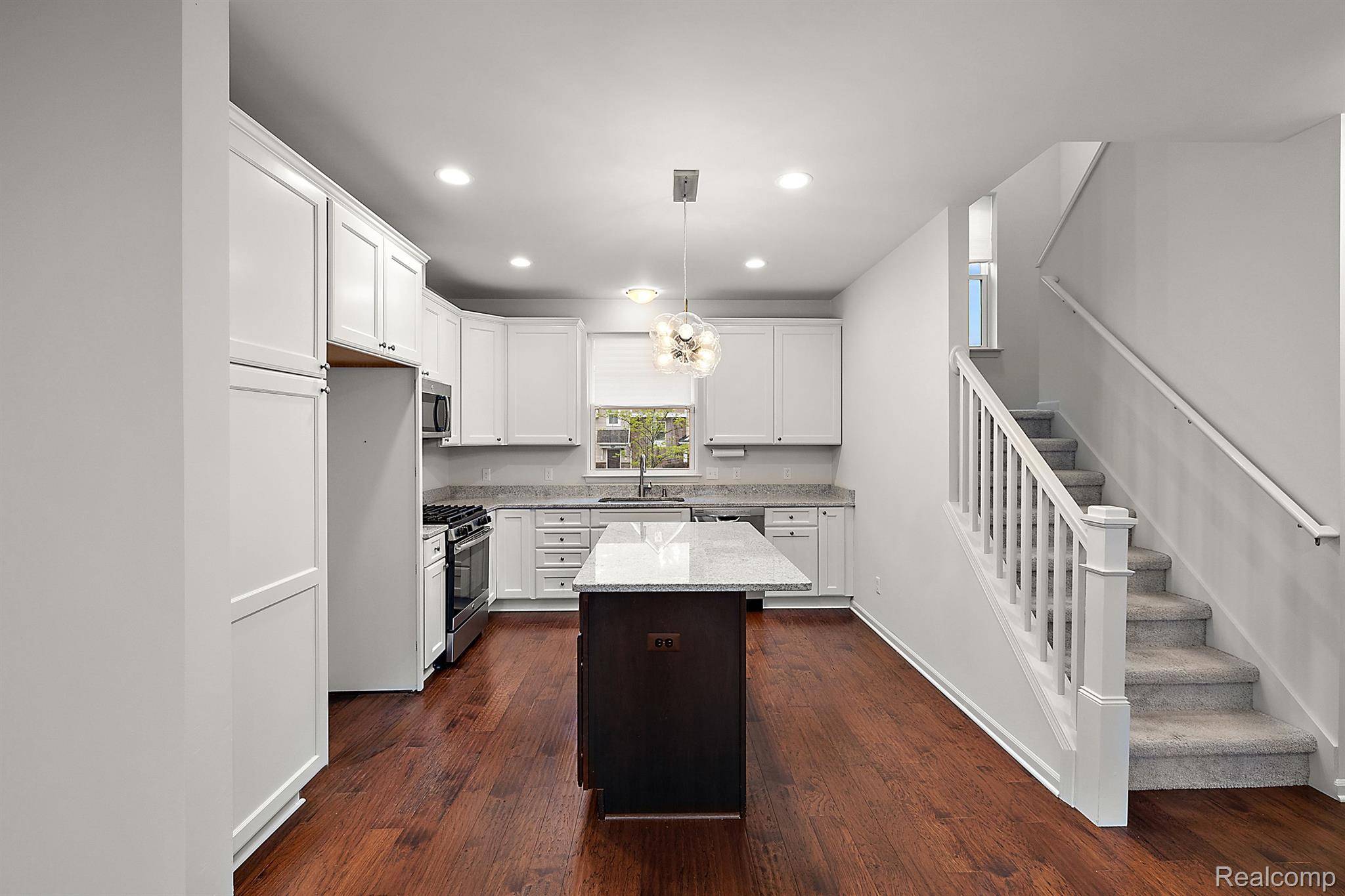 Wixom, MI 48393,3211 JOHANNA WARE W