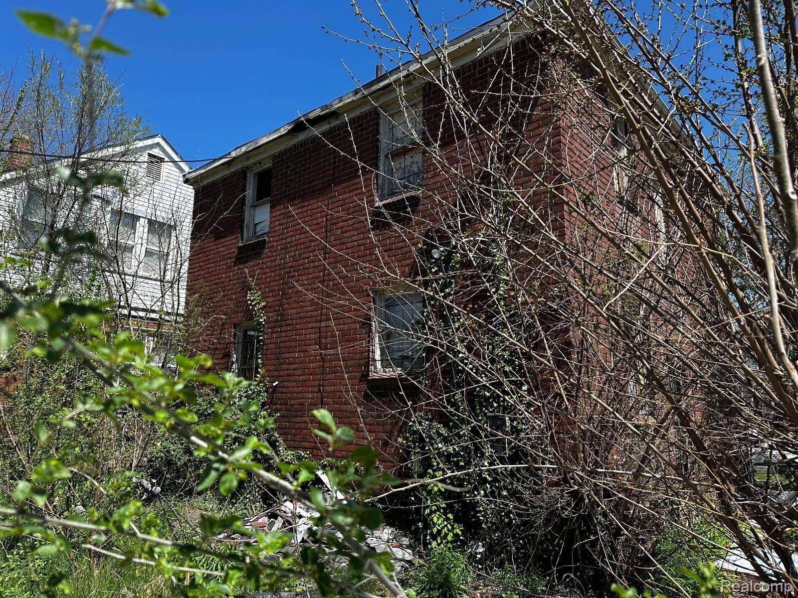 Detroit, MI 48227,15003 HARTWELL ST