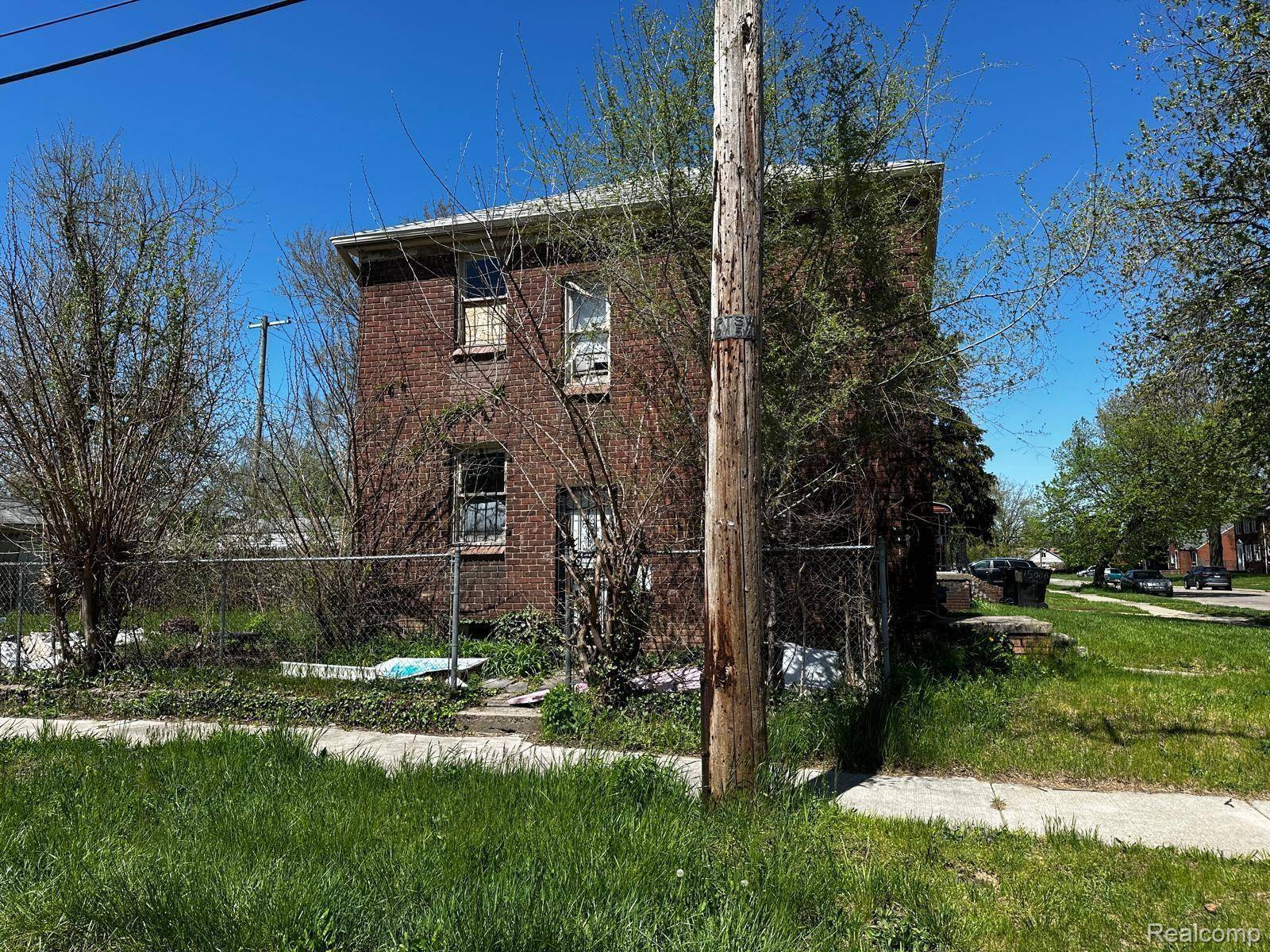 Detroit, MI 48227,15003 HARTWELL ST