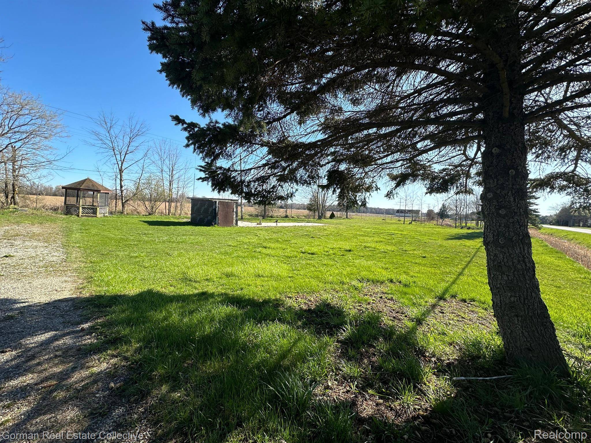 Harbor Beach, MI 48441,8766 SAND BEACH RD