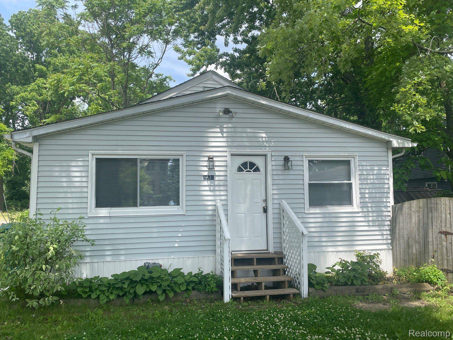 Commerce Twp, MI 48382,8438 ARLIS ST