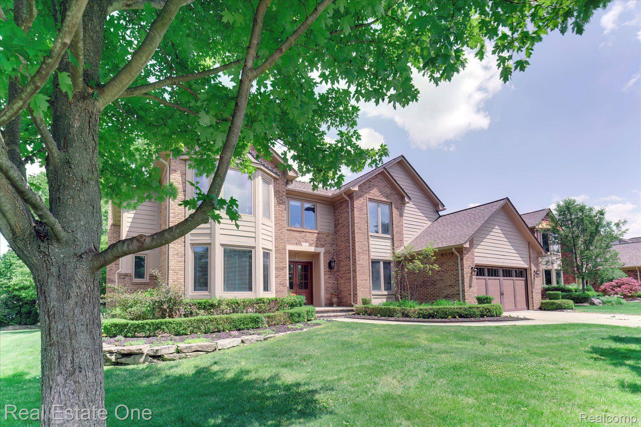 Rochester Hills, MI 48306,1436 TACOMA DR