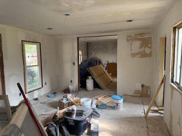 Quincy, MI 49082,42 W Chicago ST