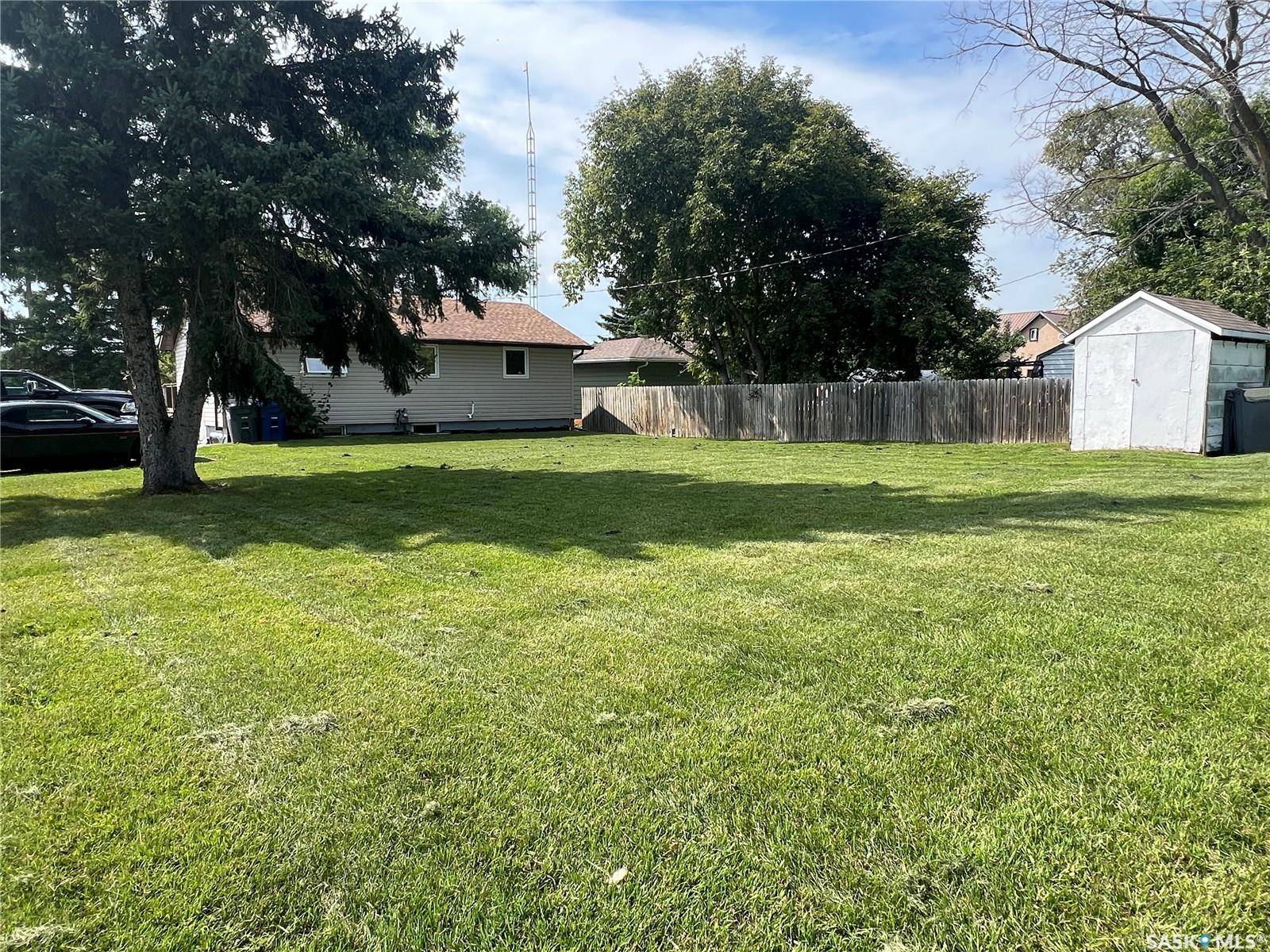 Gerald, SK S0A 1B0,300 1st AVENUE