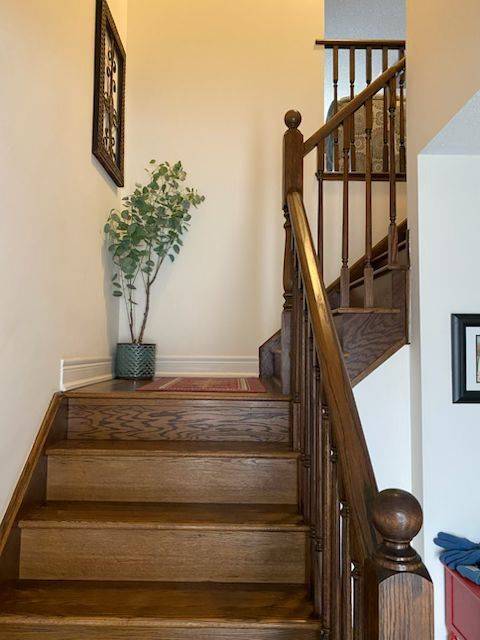 Mississauga, ON L5J 1J8,2022 Lakeshore RD W