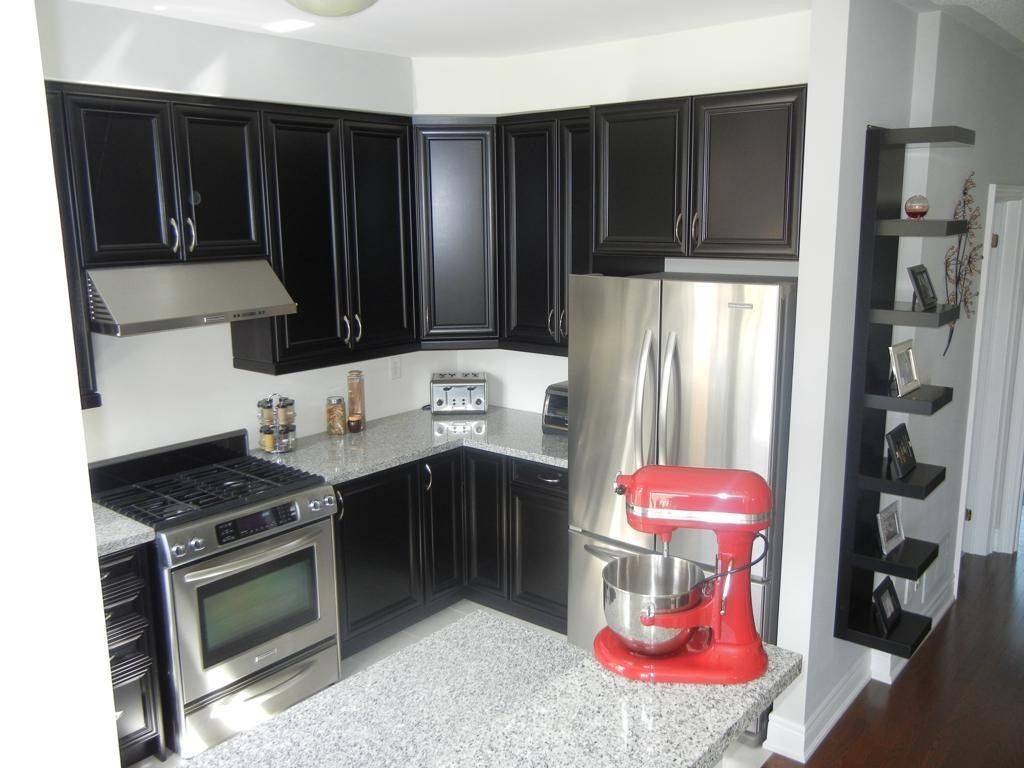 Mississauga, ON L5J 1J8,2022 Lakeshore RD W