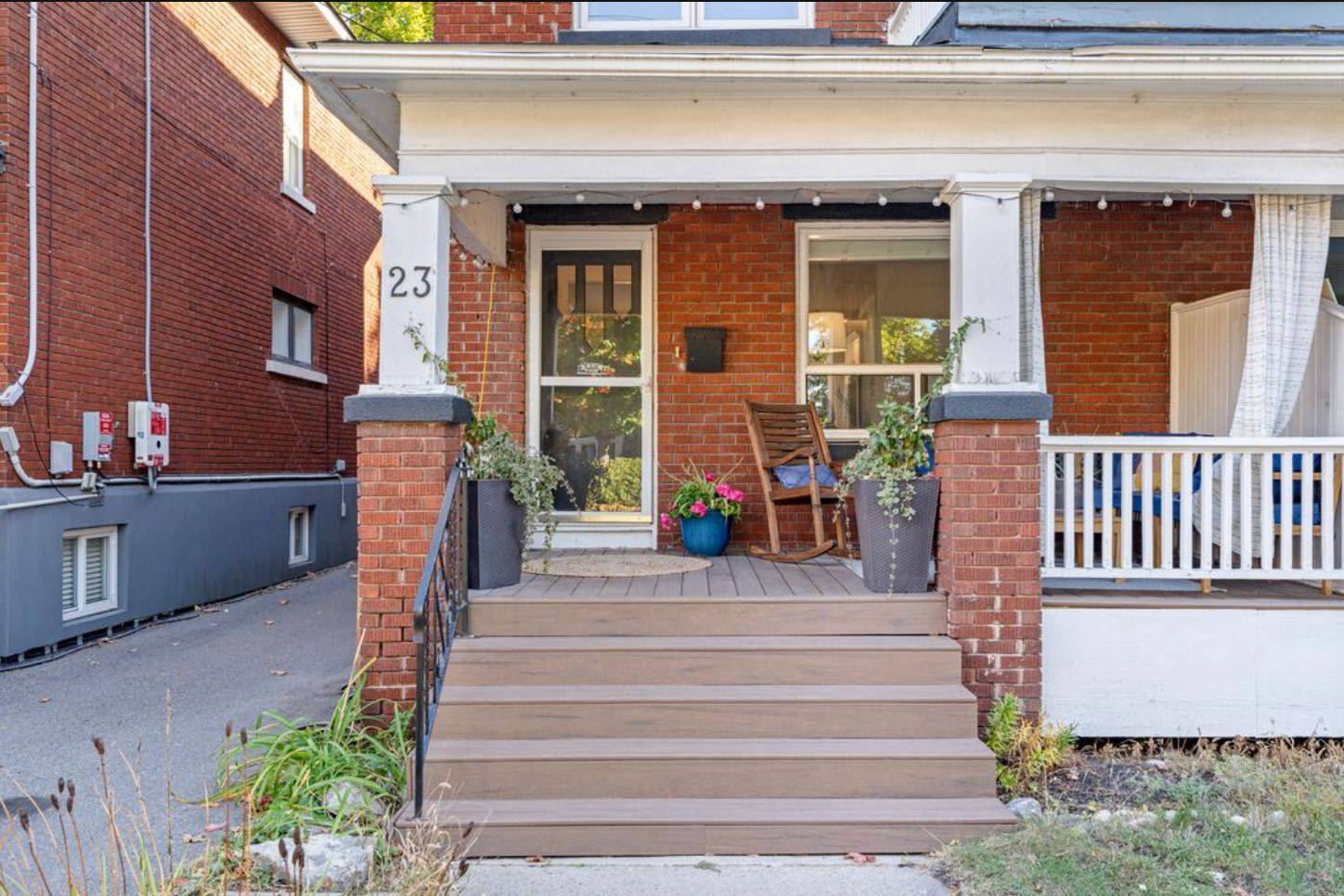 Dows Lake - Civic Hospital And Area, ON K1S 3H3,23 Lakeview TER