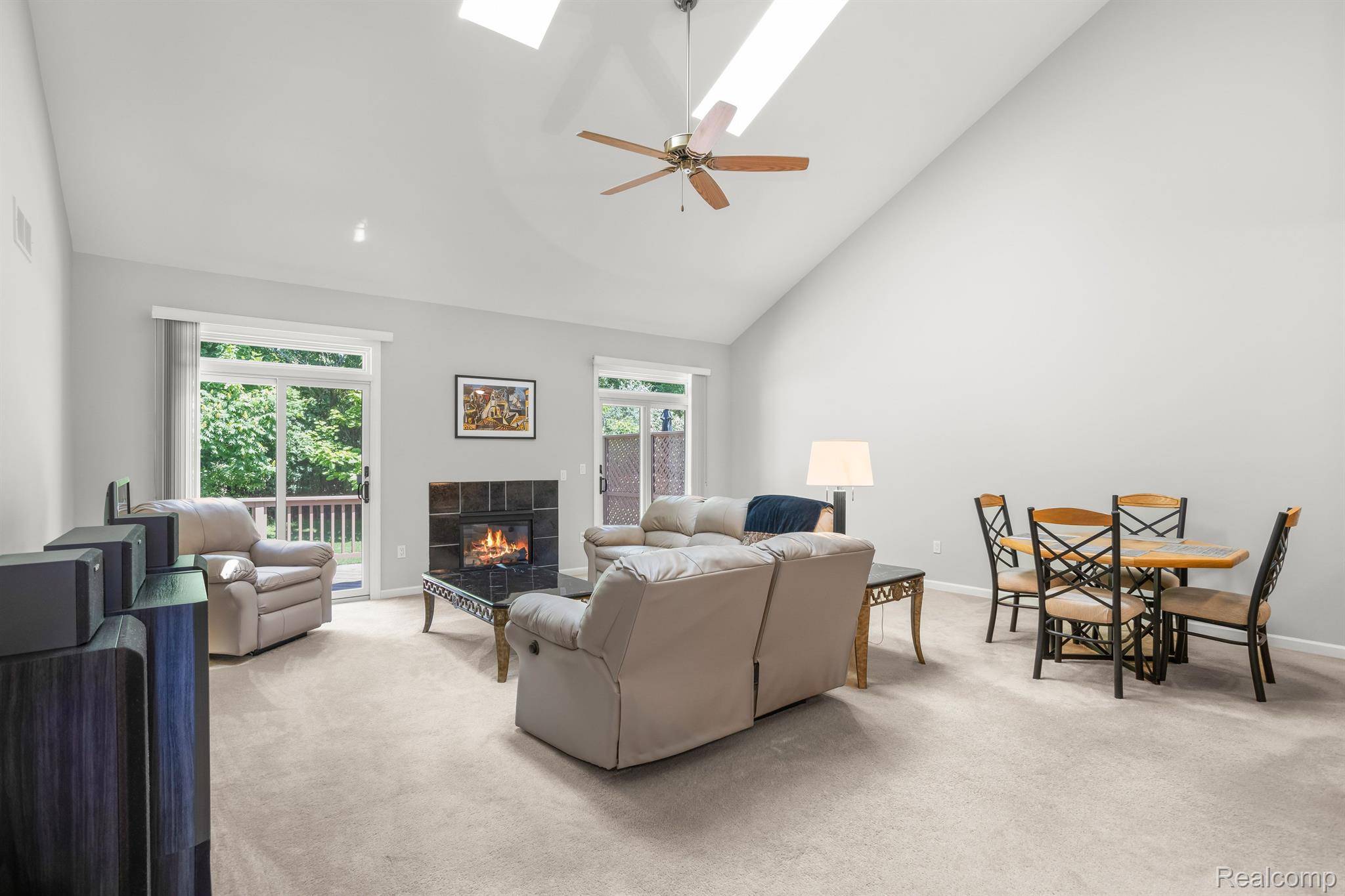 Livonia, MI 48152,32962 BROOKSIDE CIR