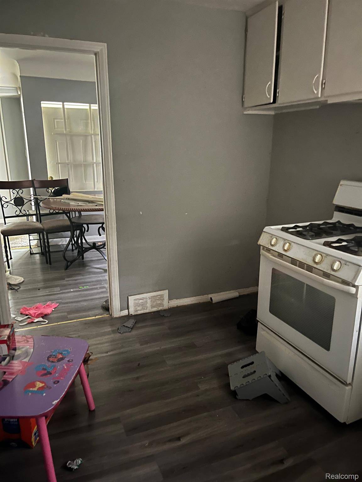 Detroit, MI 48228,9340 MANSFIELD ST