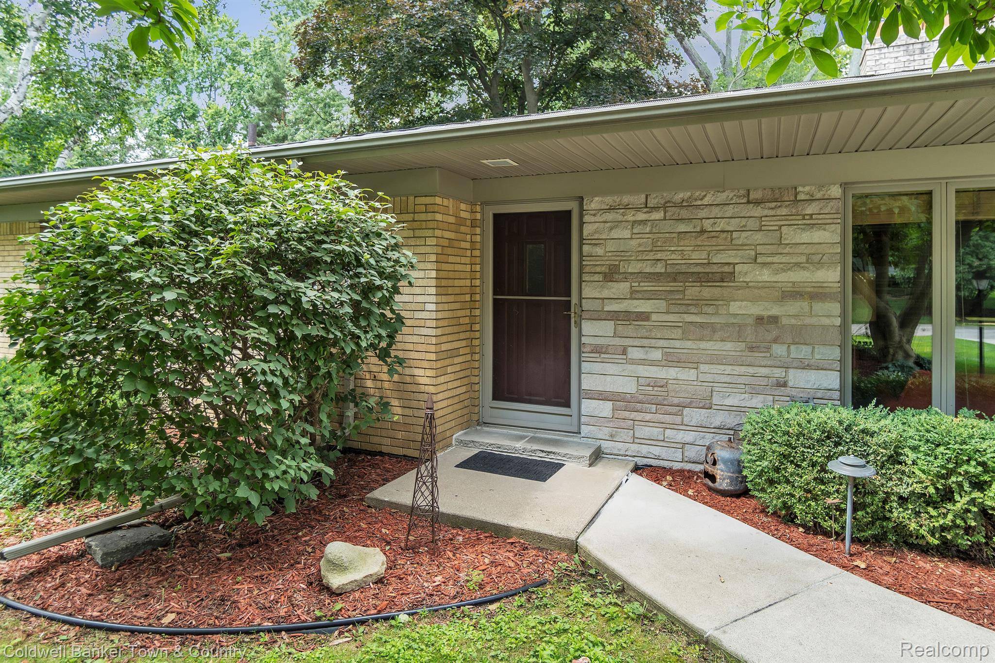 Waterford, MI 48329,2340 WINKLEMAN DR