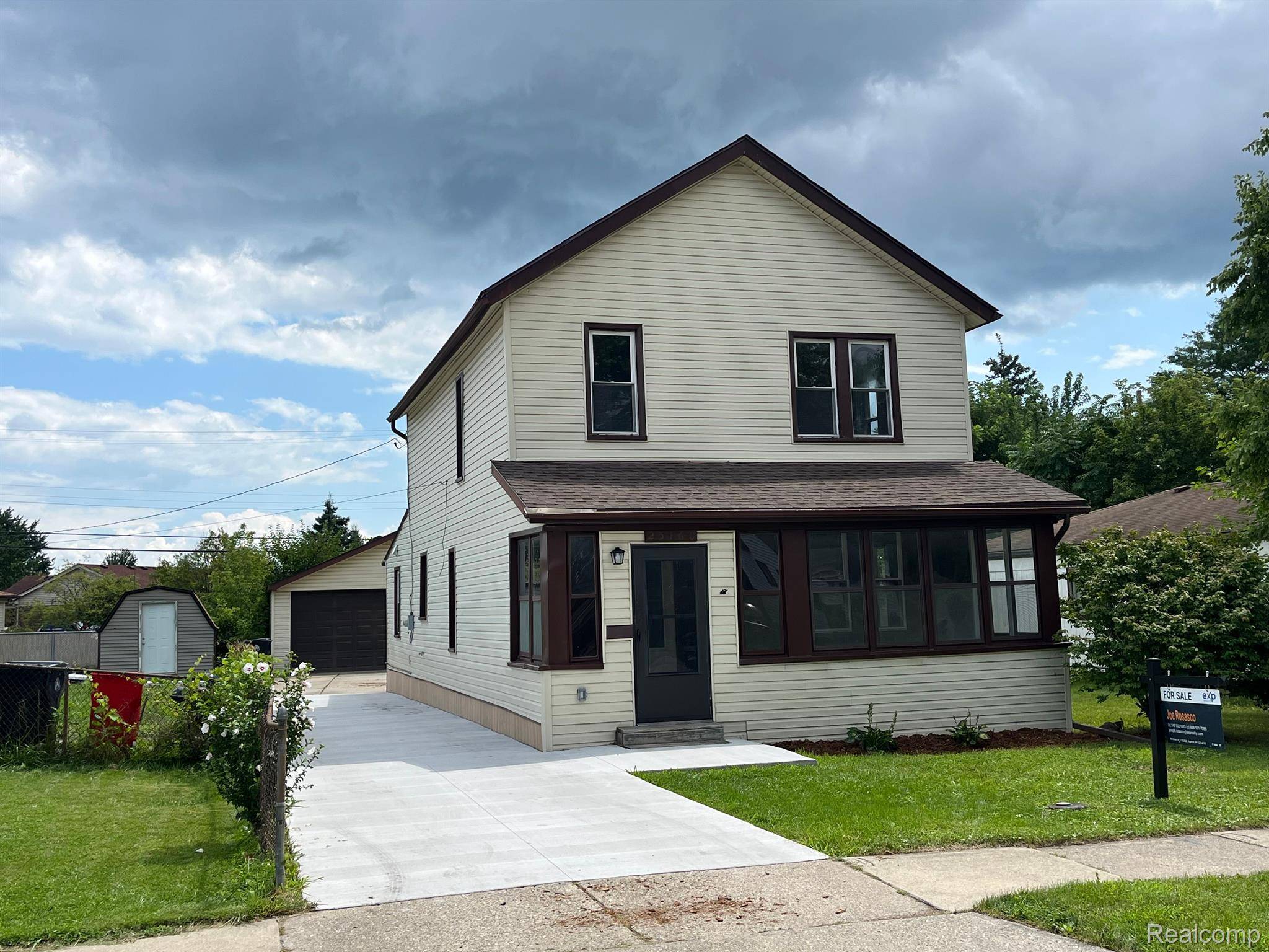 Roseville, MI 48066,25160 DODGE ST