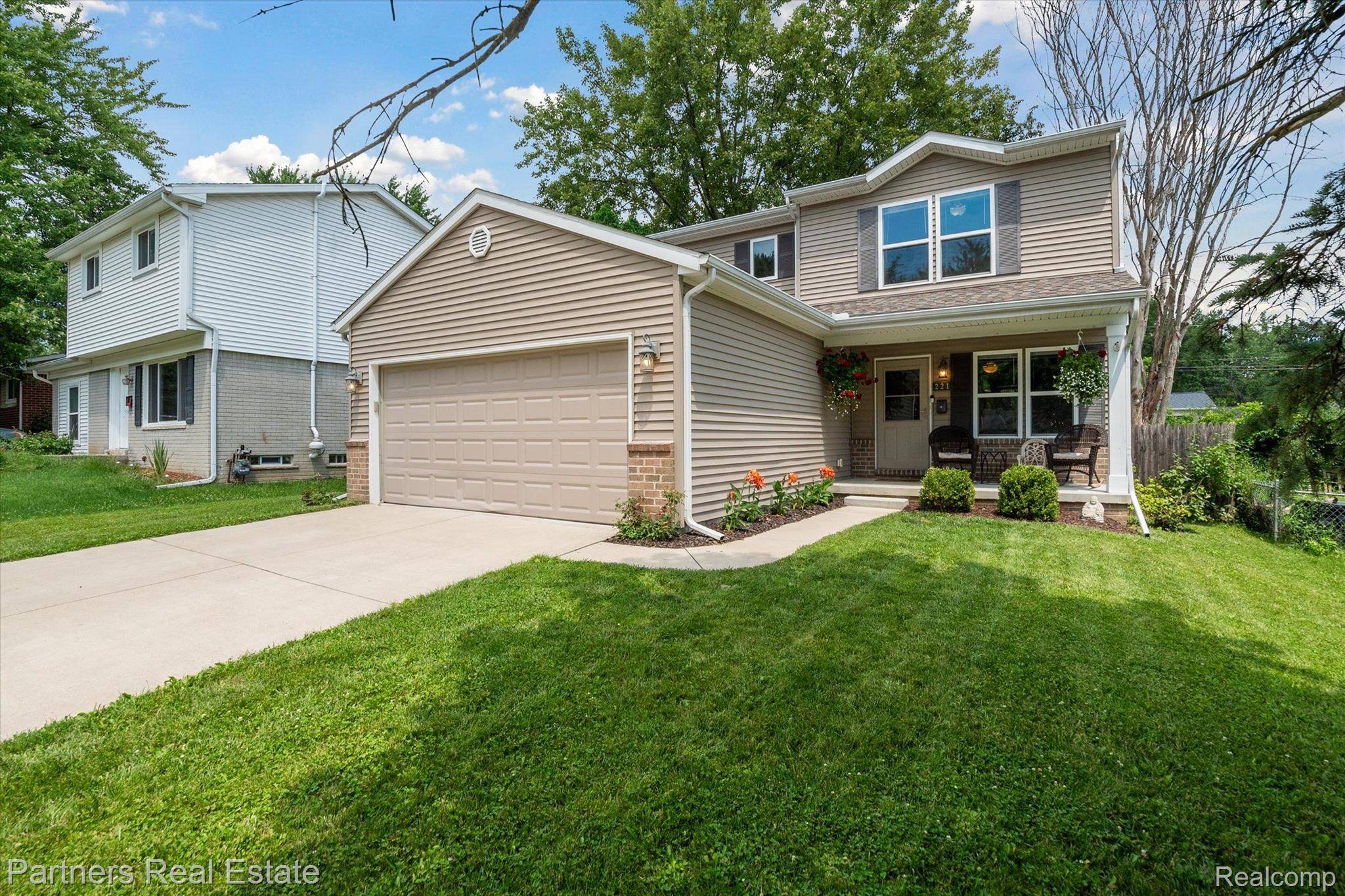 Ypsilanti, MI 48197,221 TAFT ST