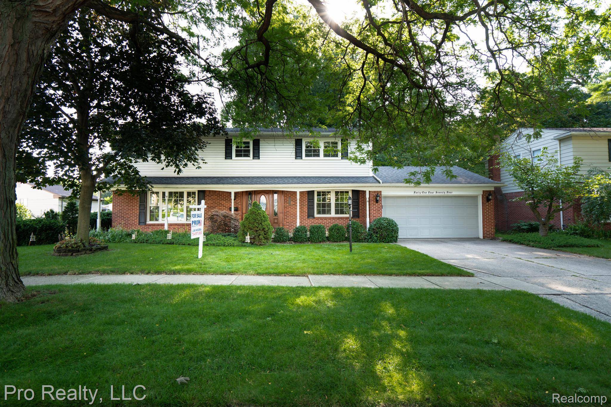 Plymouth, MI 48170,41474 CRABTREE LN