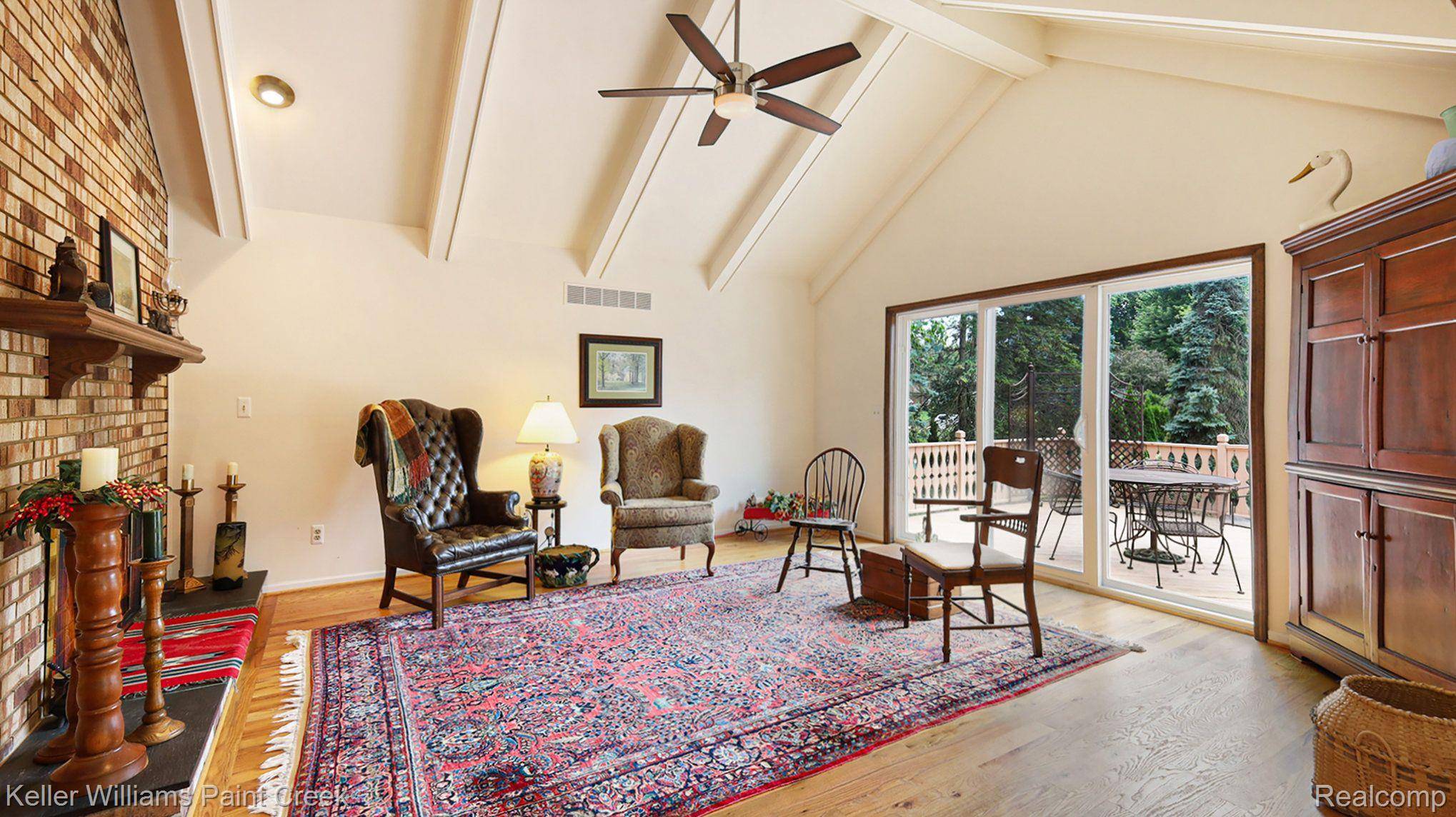 Rochester Hills, MI 48309,833 LANGLEY RD