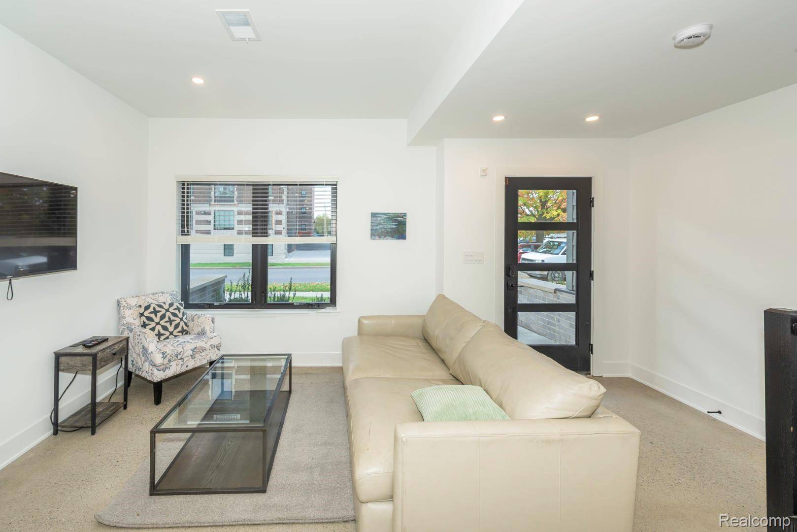 Detroit, MI 48206,7536 Churchill ST #C19