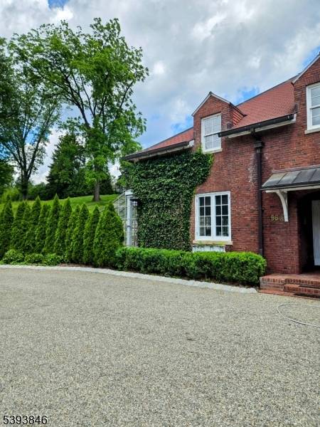 Morris Twp., NJ 07960,96 Columbia Rd