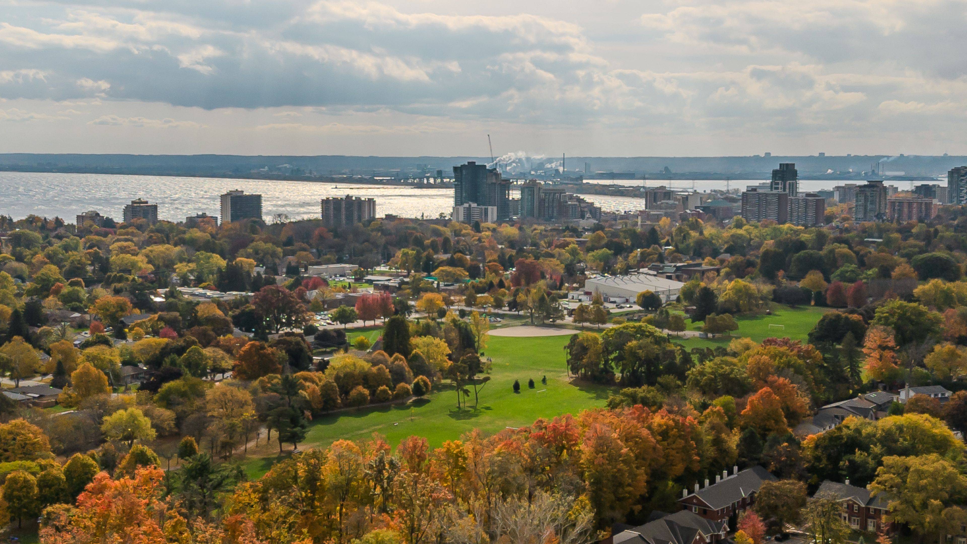 Burlington, ON L7N 2K3,3029 Eva DR