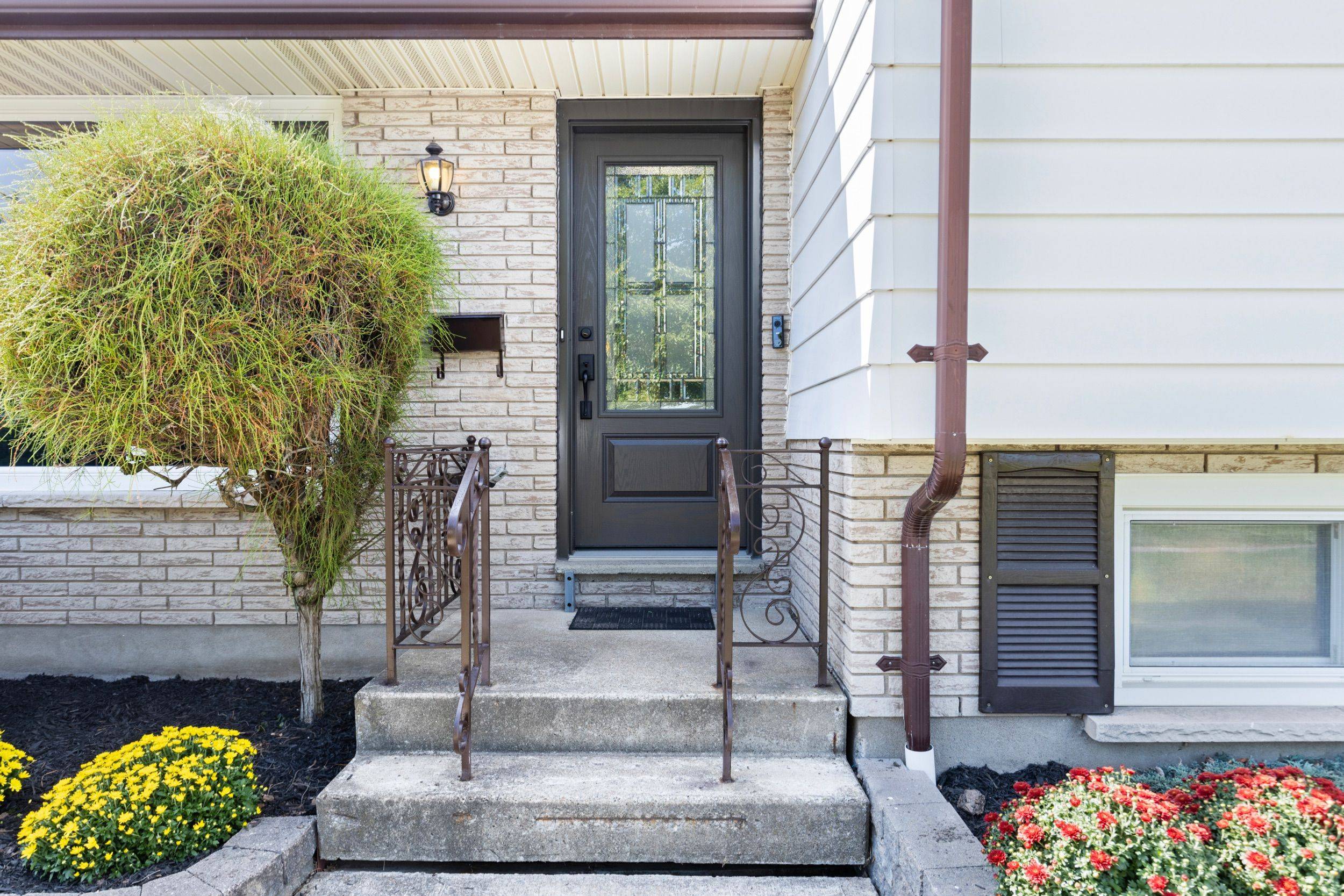 Welland, ON L3B 1J4,96 Watt AVE