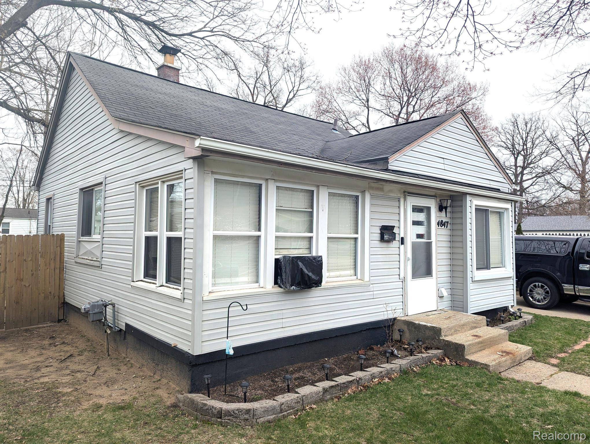 Wayne, MI 48184,4847 HUNT ST