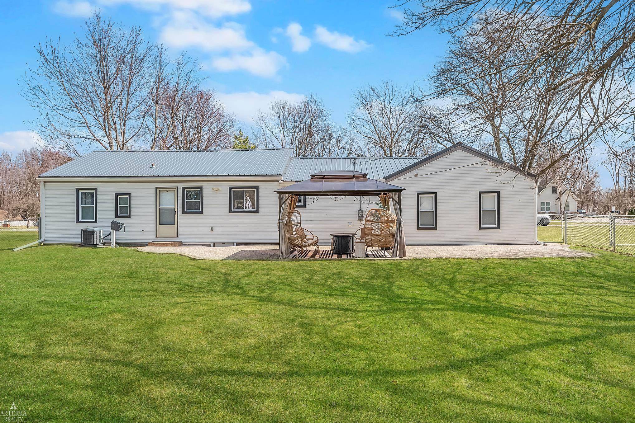 Harrison Twp, MI 48045,39341 Hazel ST