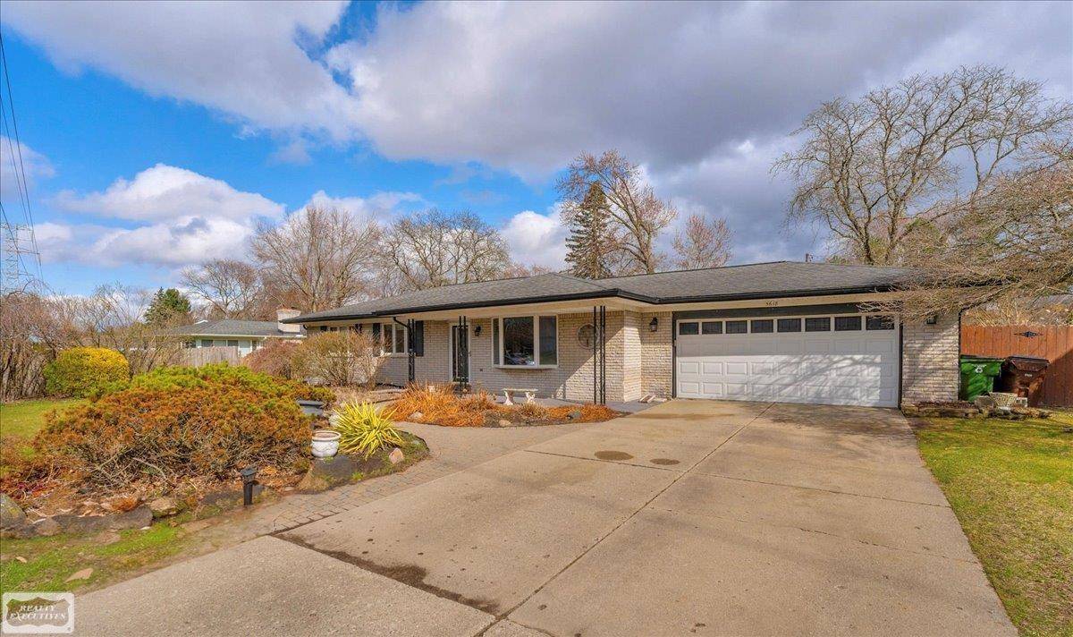 Shelby Twp, MI 48316,5618 Harlowe DR