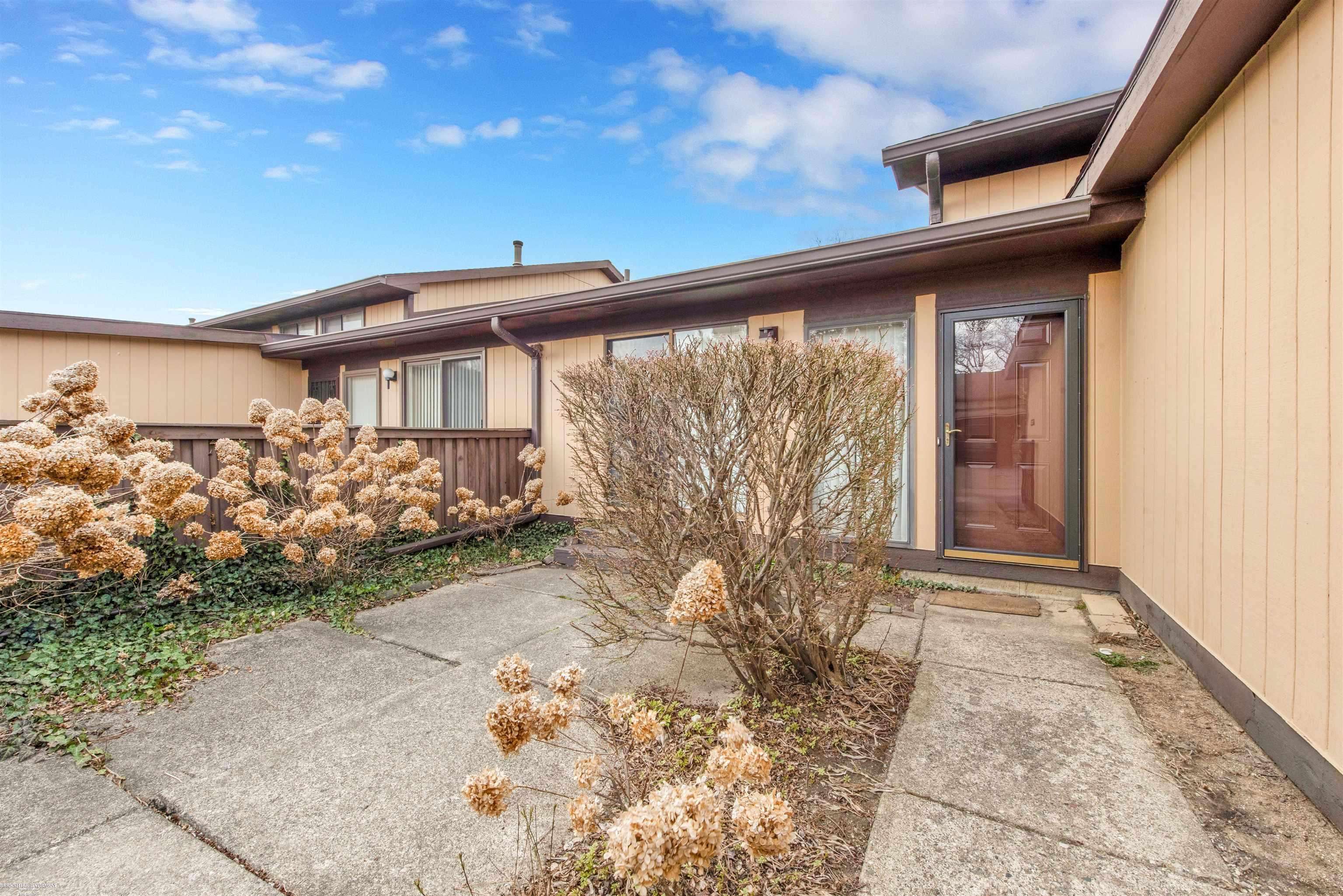 Southfield, MI 48076,19868 W Villa CT