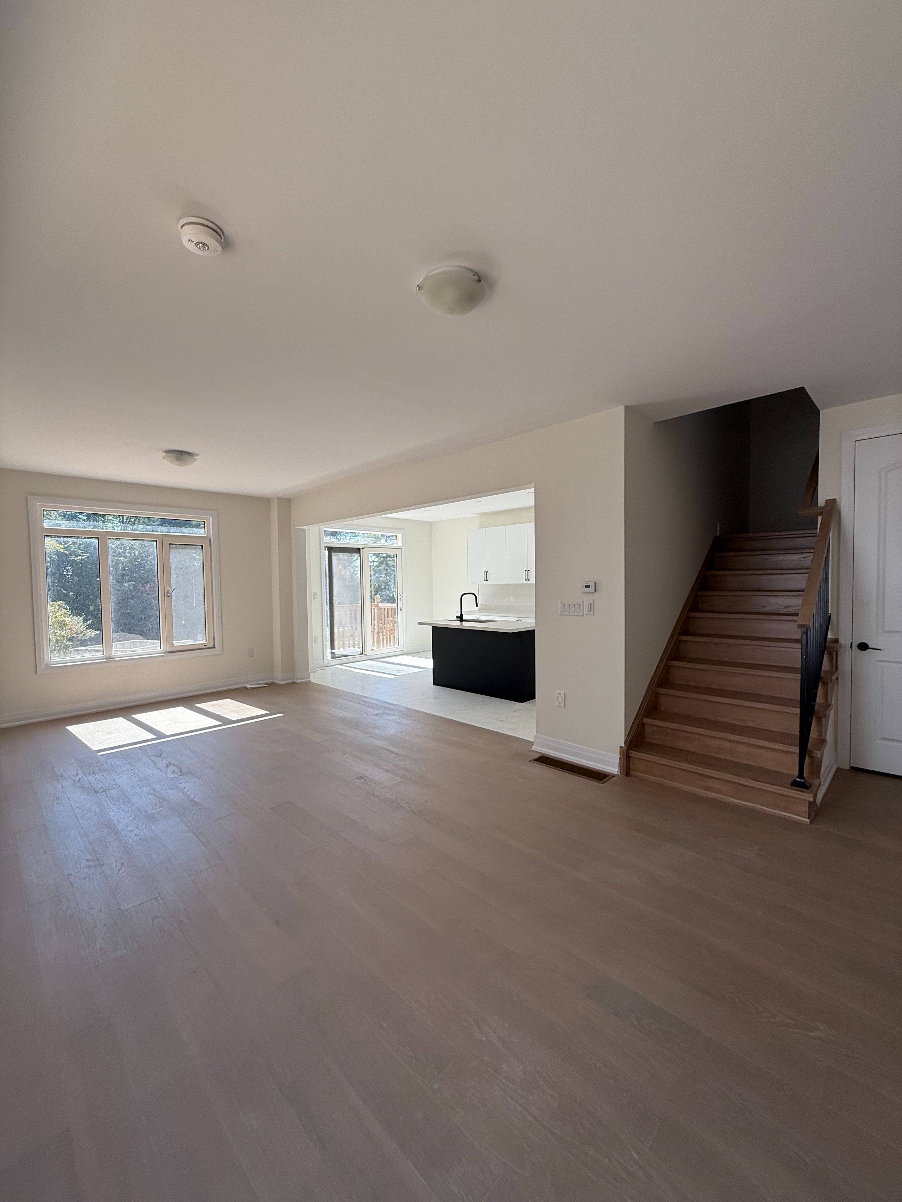 Whitby, ON L1P 0E2,11 Dagenham Dr DR