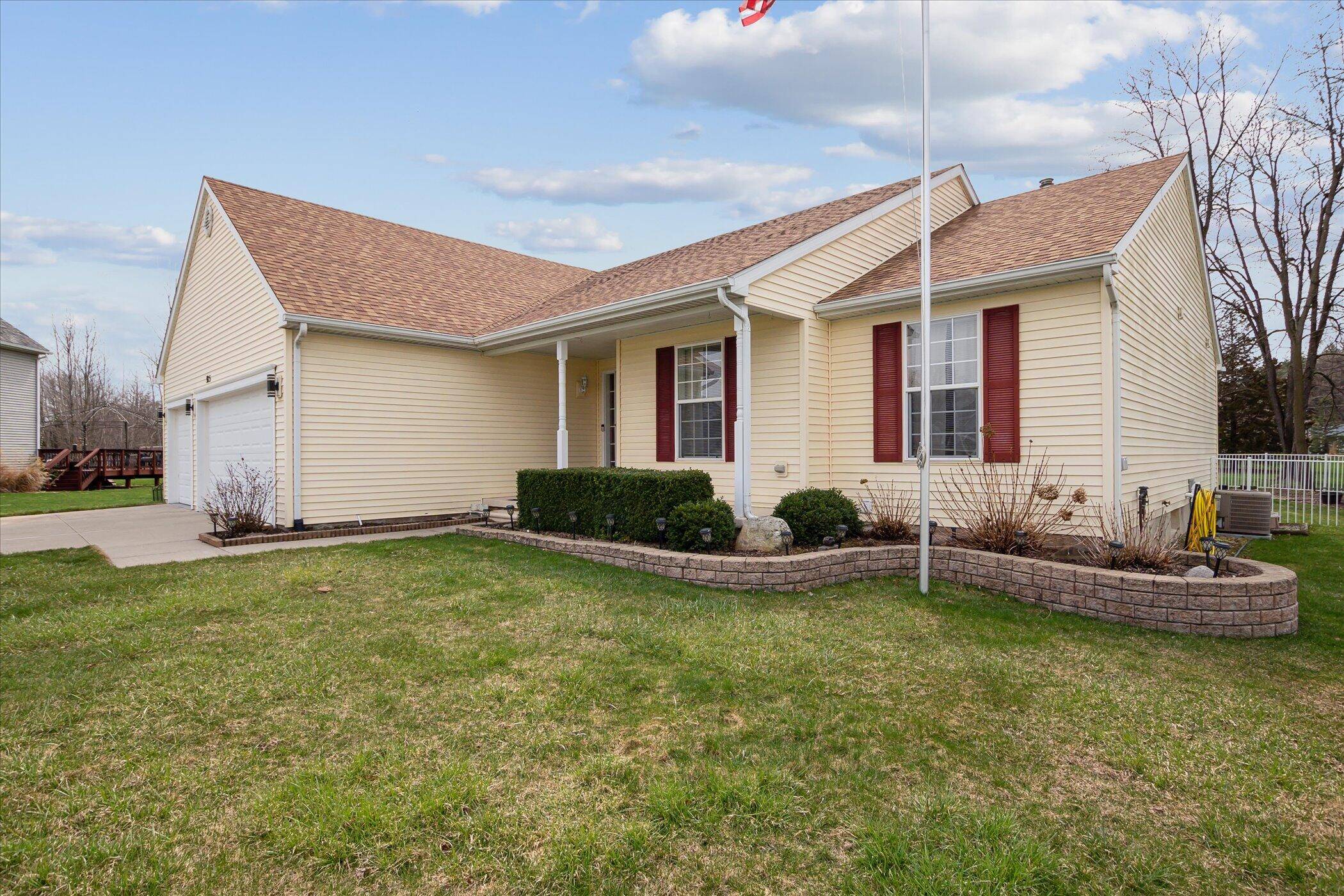 Linden, MI 48451,385 Saddlevalley CT