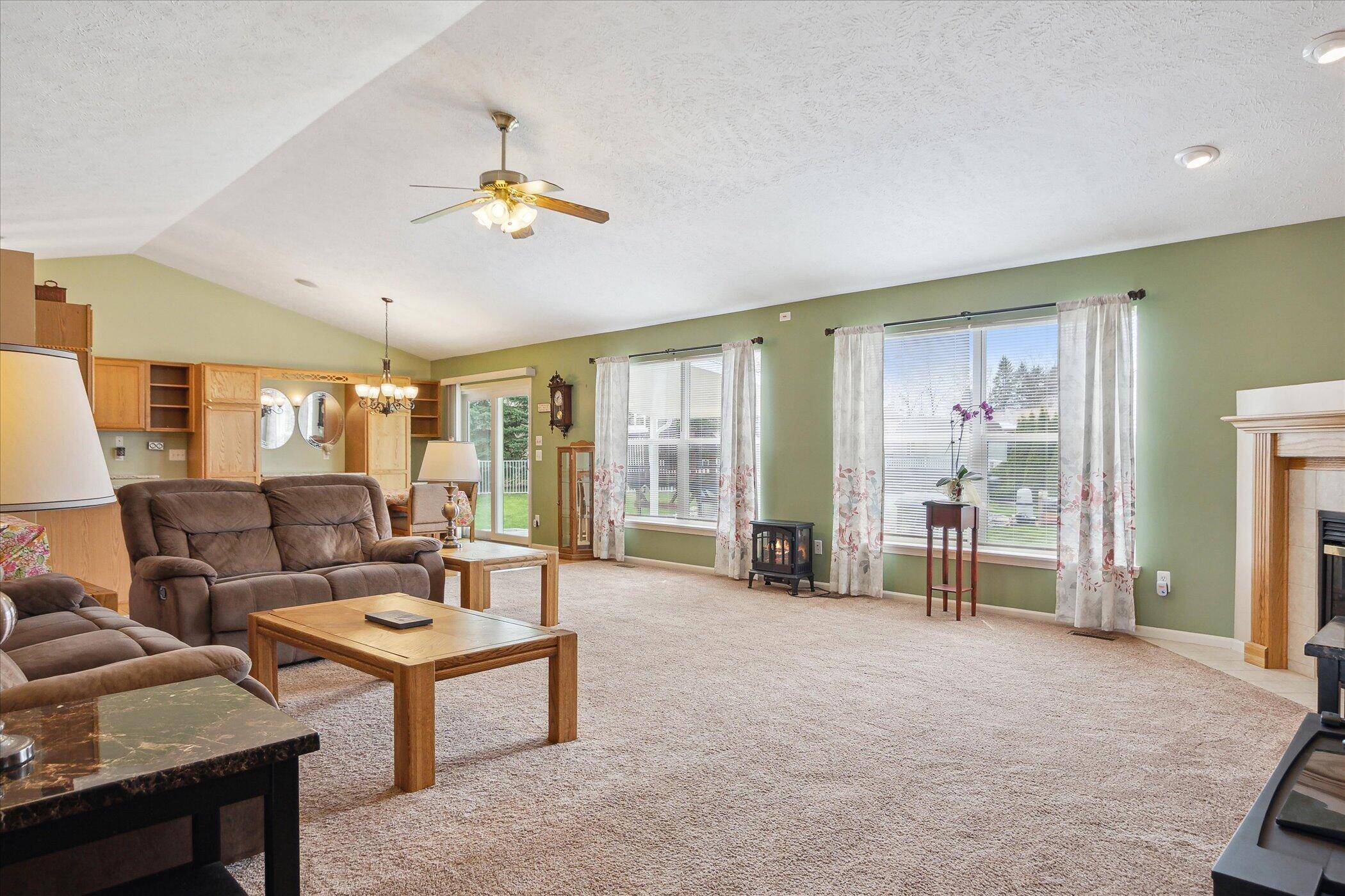 Linden, MI 48451,385 Saddlevalley CT