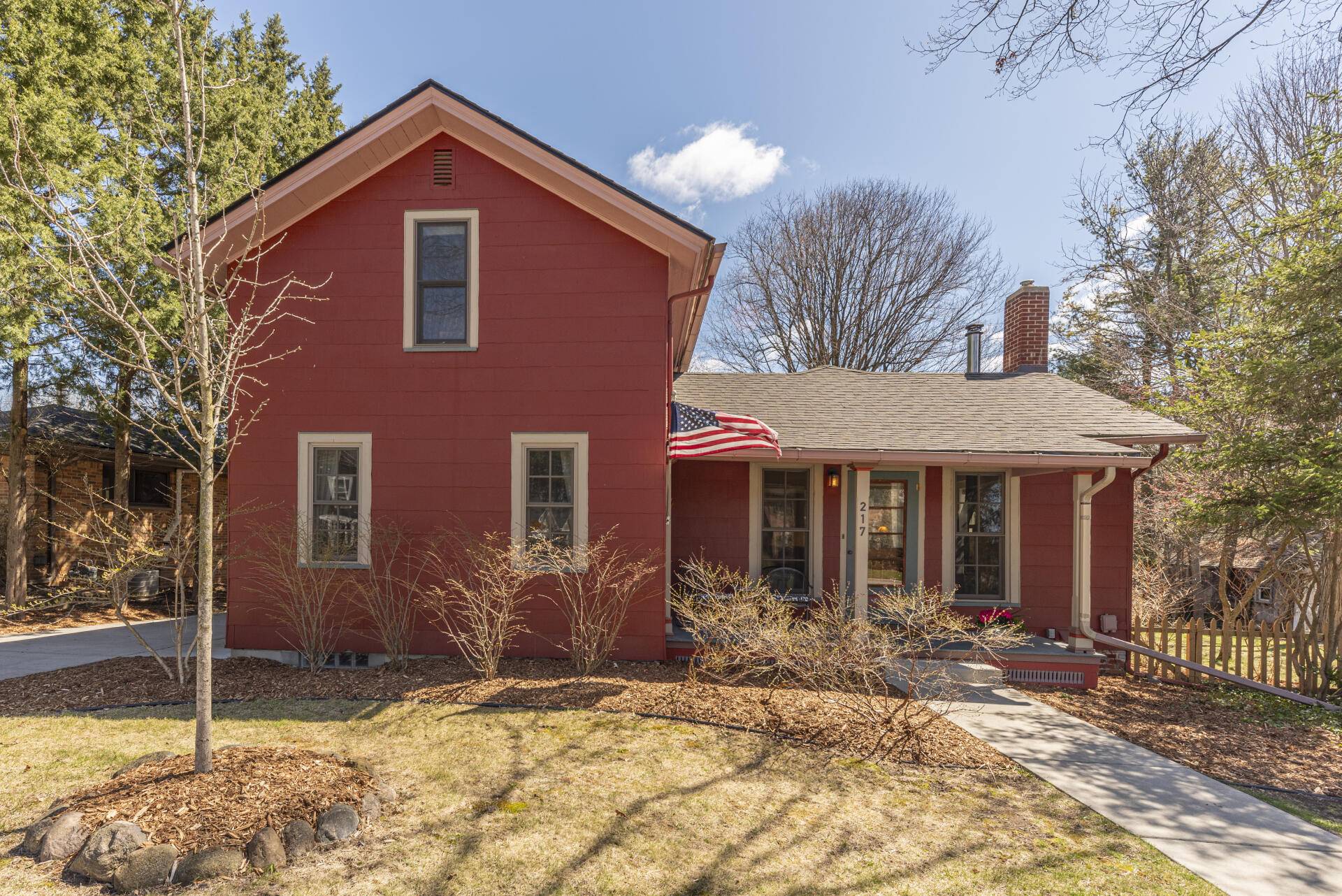 Saline, MI 48176,217 Monroe ST