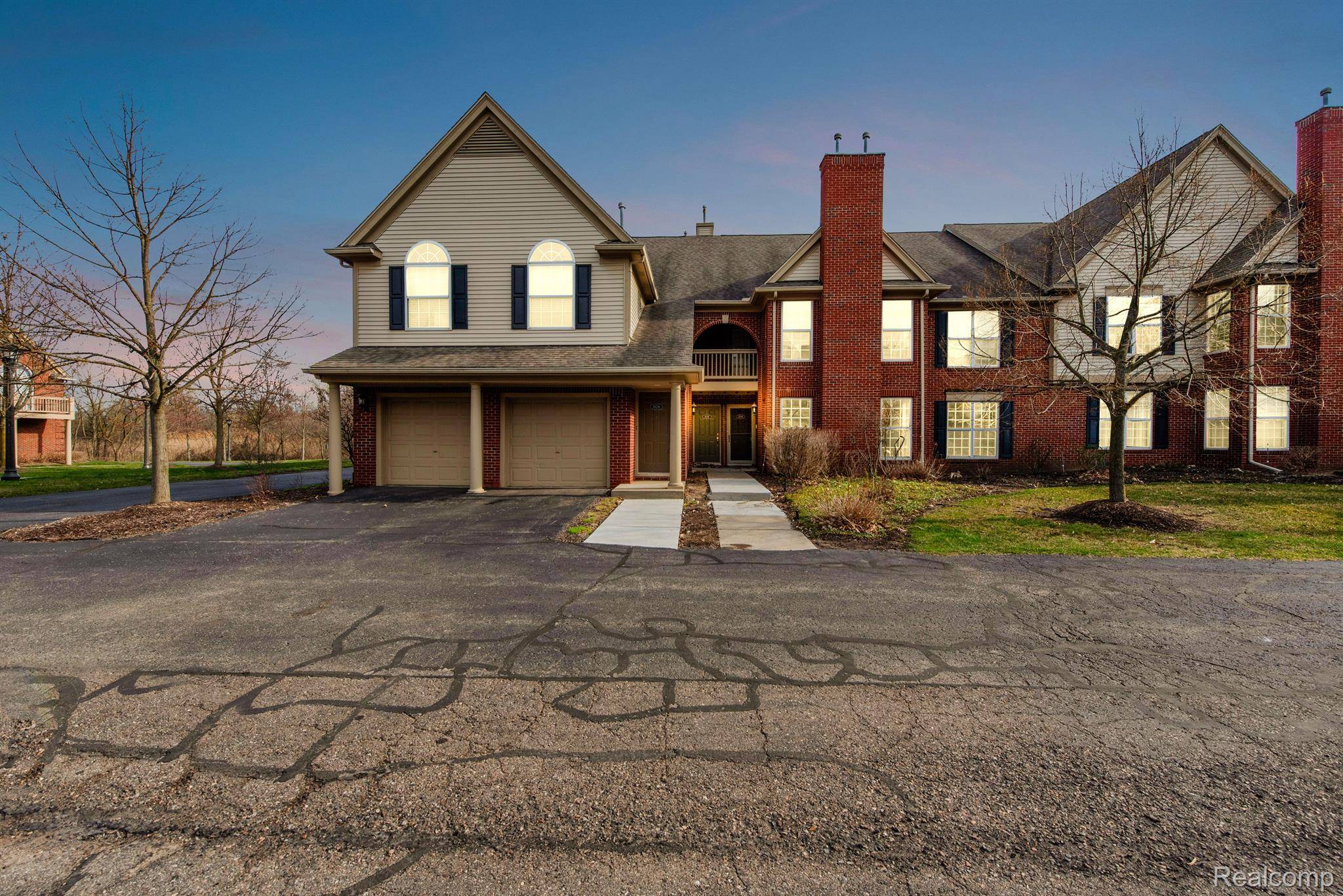 Novi, MI 48377,28243 CARLTON WAY DR #37