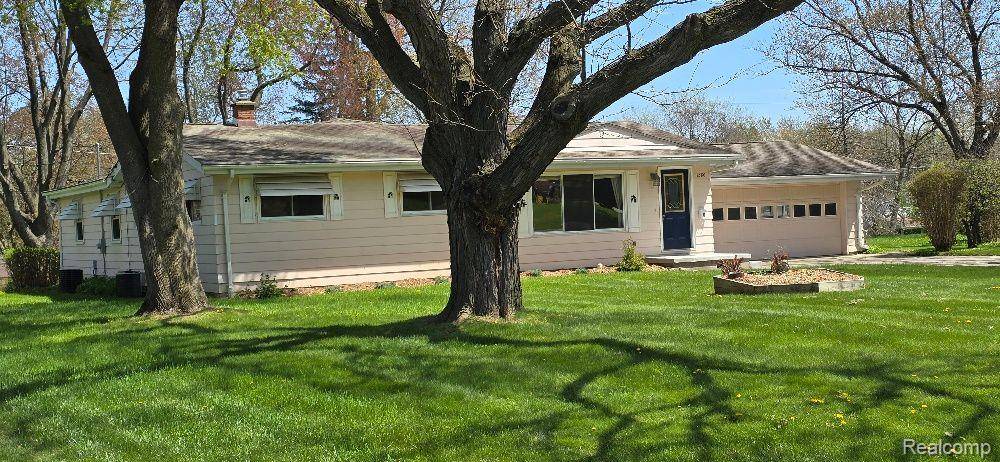 Flint, MI 48532,1380 AUTUMN DR