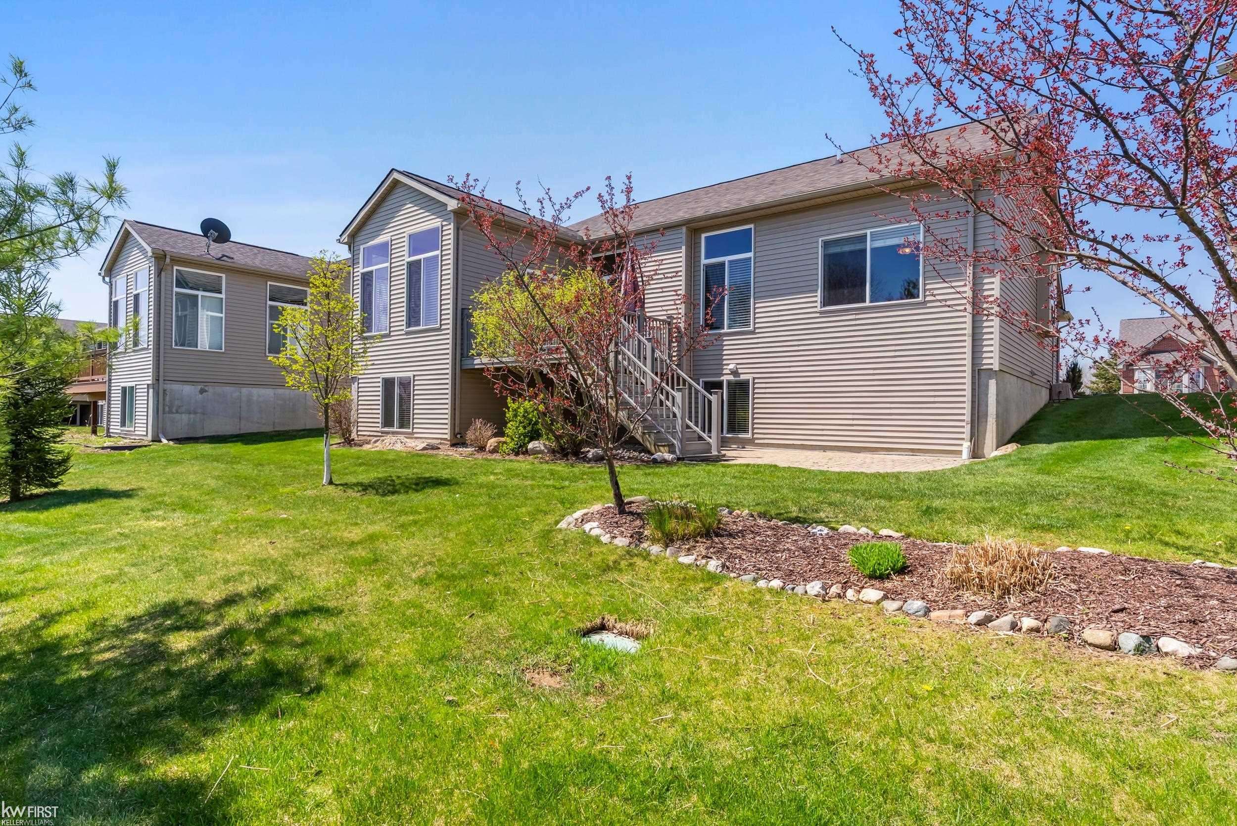 Grand Blanc, MI 48439,4447 Crimson CT