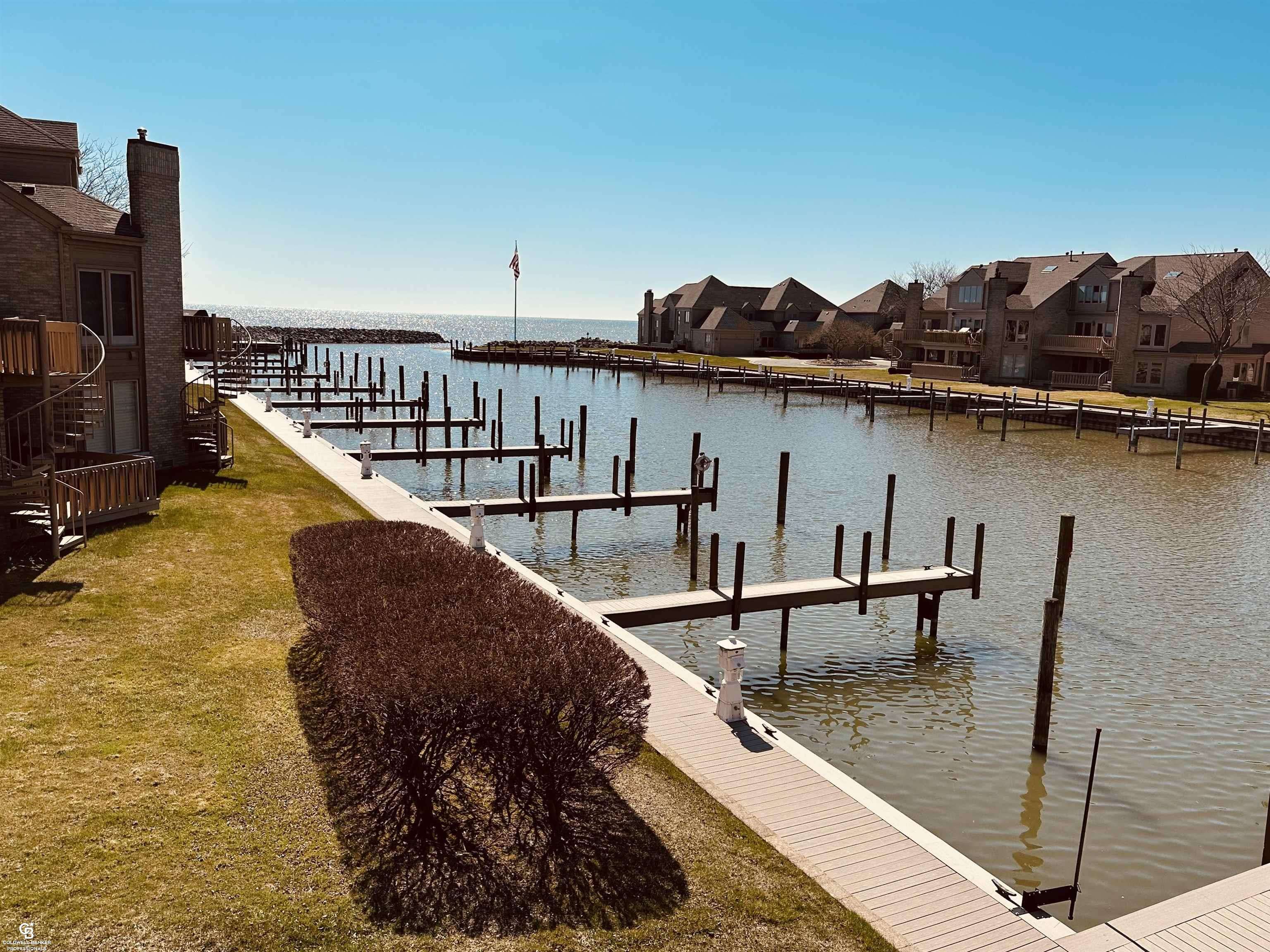 Harrison Twp, MI 48045,26141 N harbour pointe dr n DR