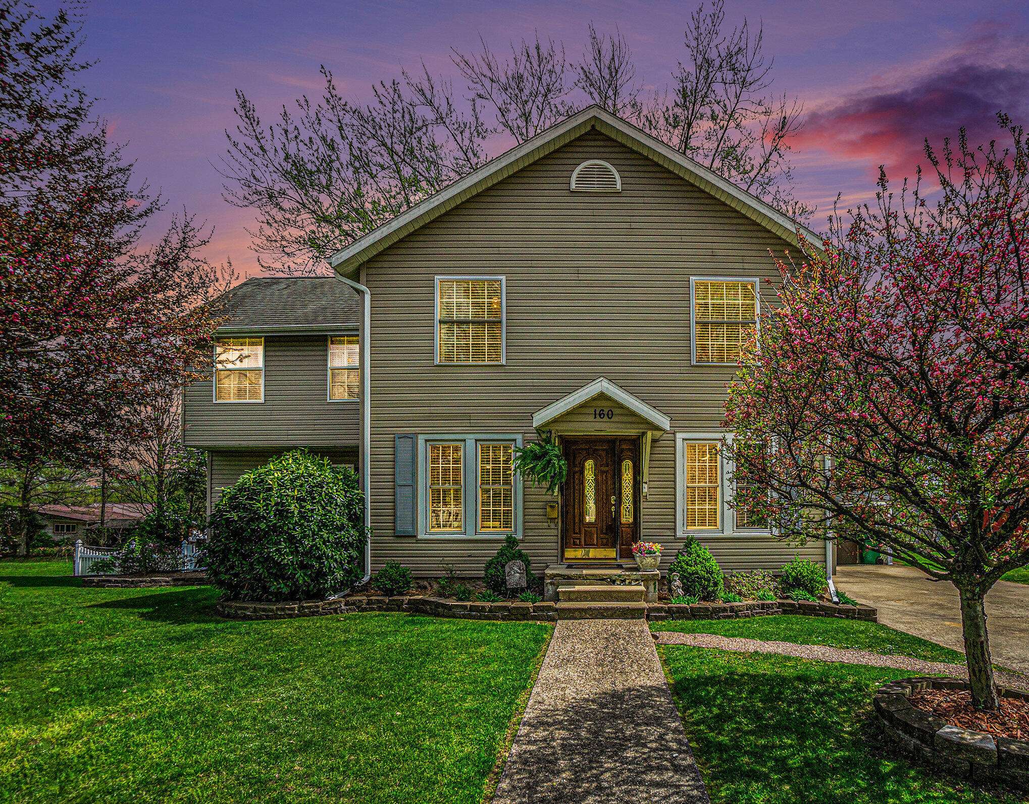 Constantine, MI 49042,160 Race ST