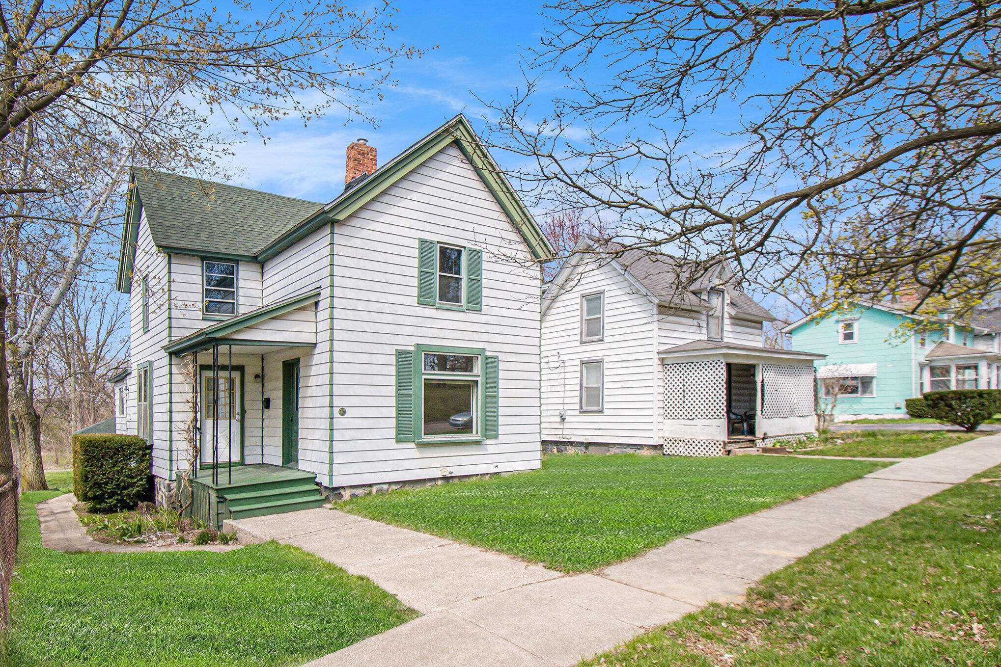 Ypsilanti, MI 48198,607 N River ST