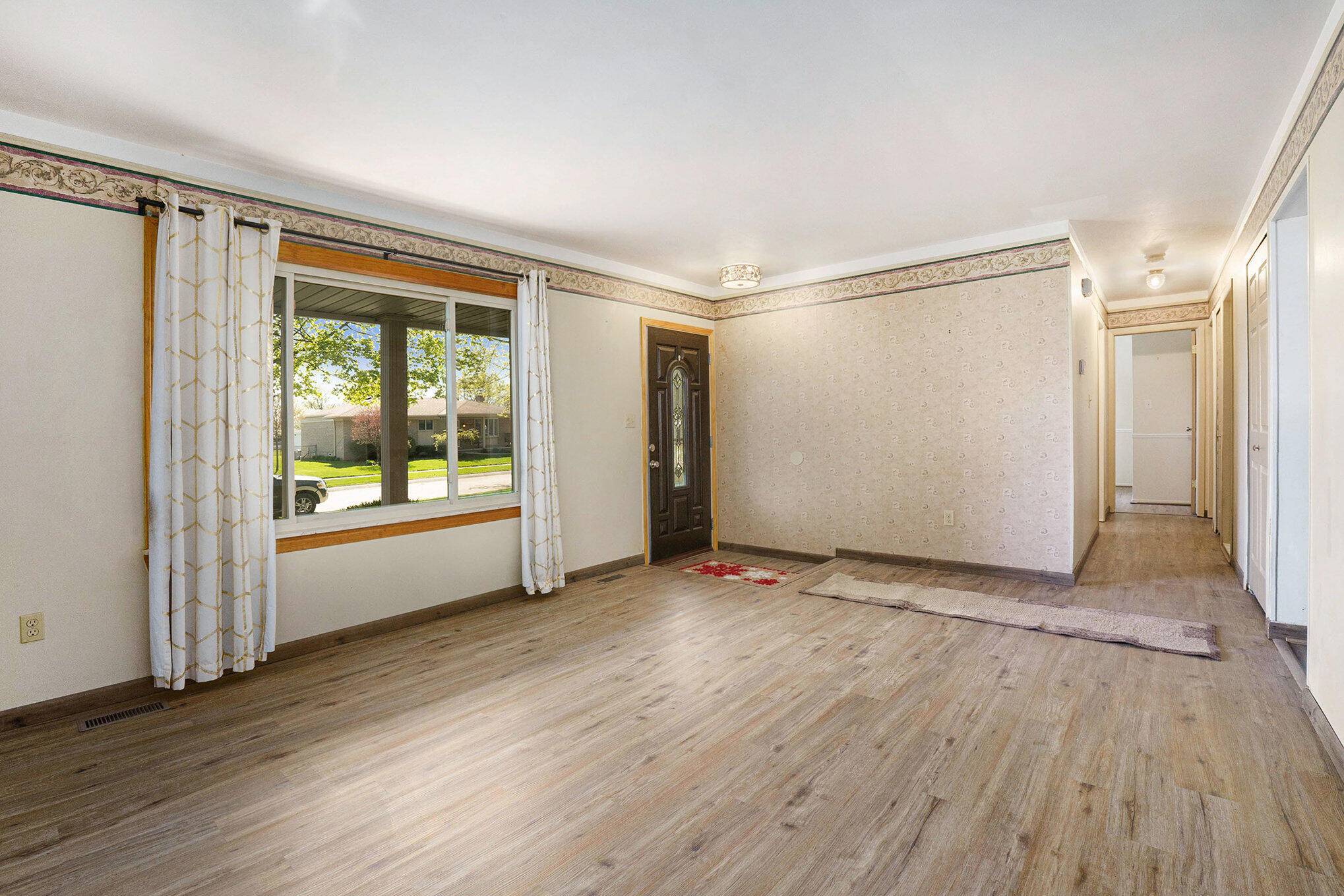 Clinton Twp, MI 48038,41885 Coulon DR