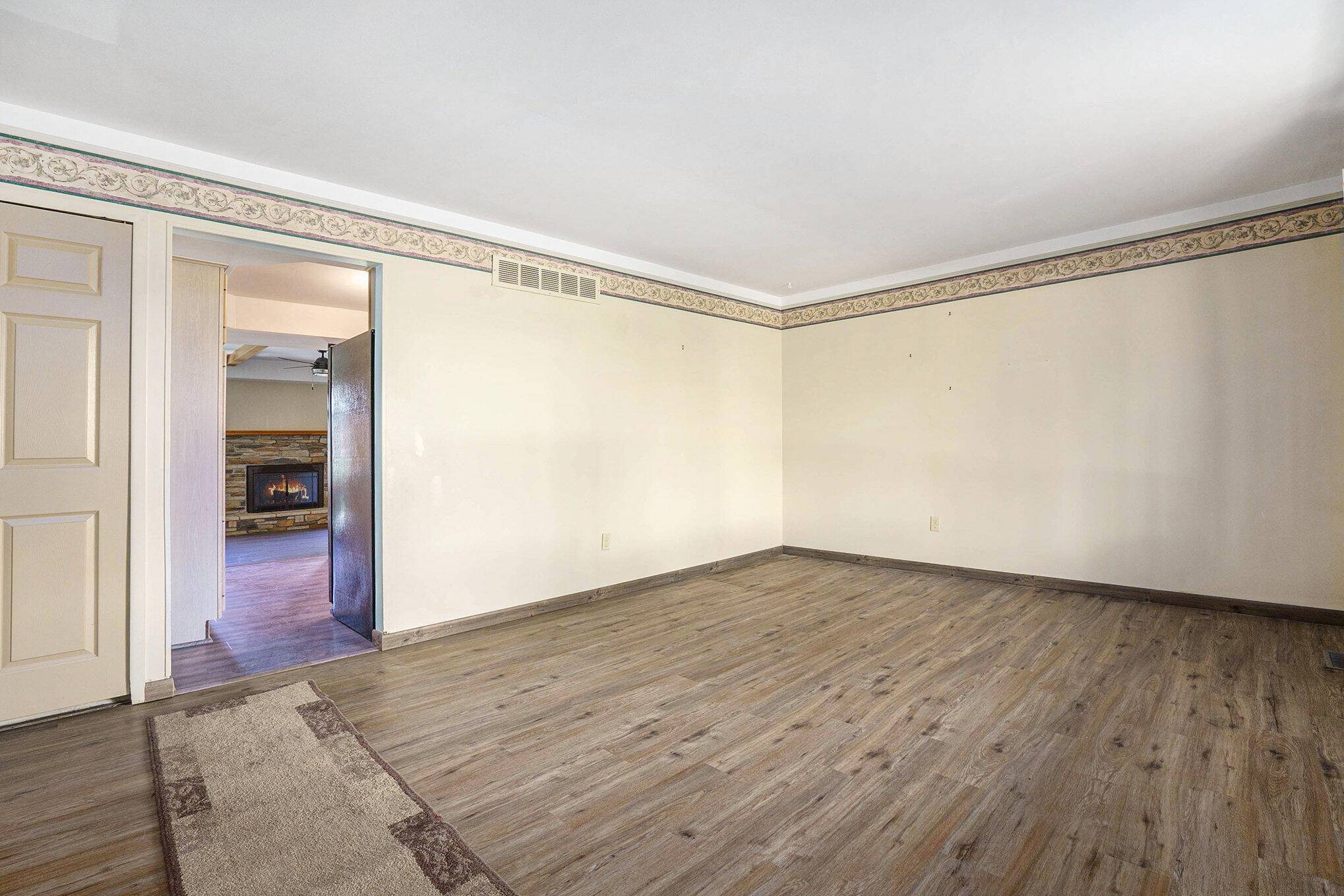 Clinton Twp, MI 48038,41885 Coulon DR