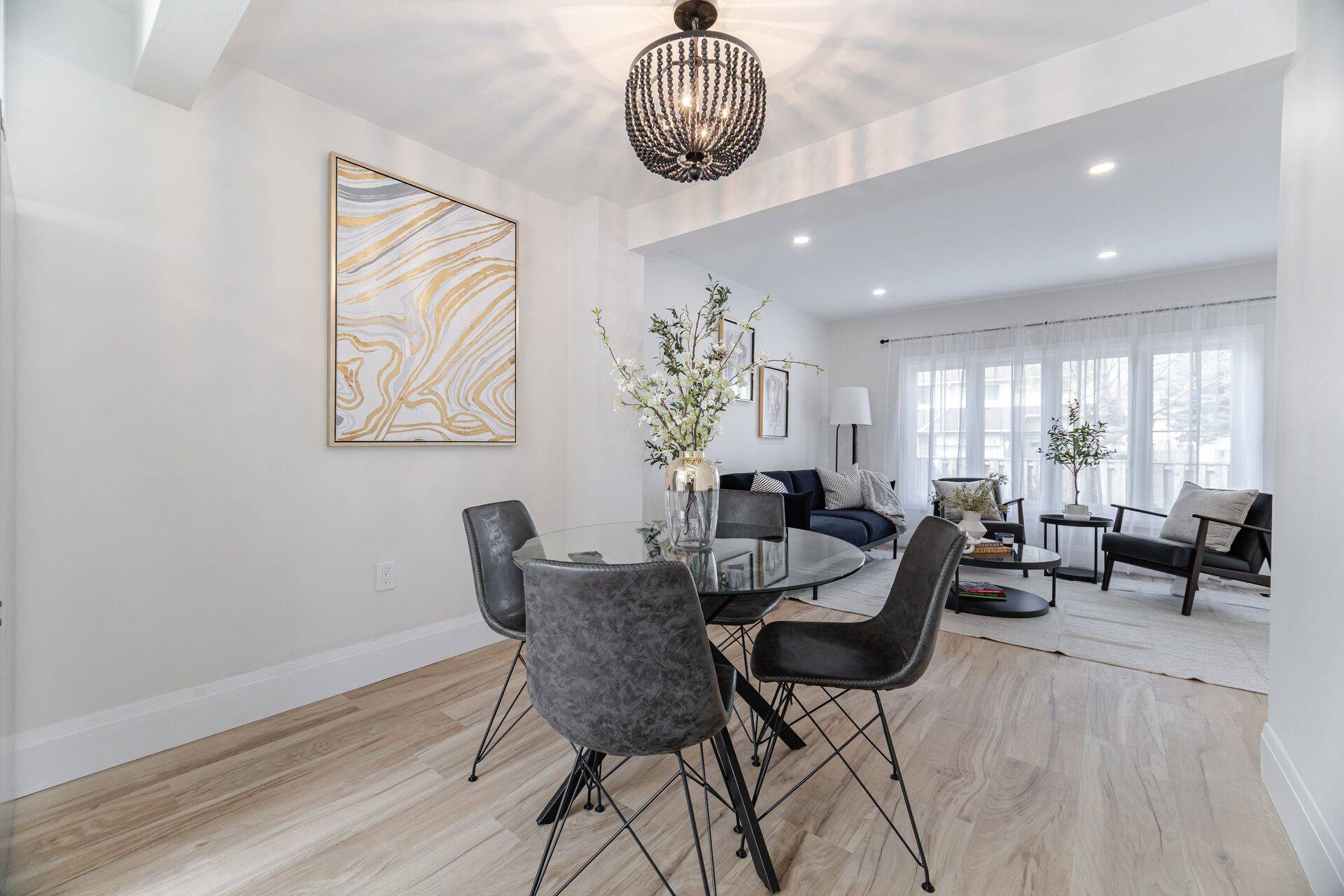 Hamilton, ON L8K 6L4,120 Quigley RD #19